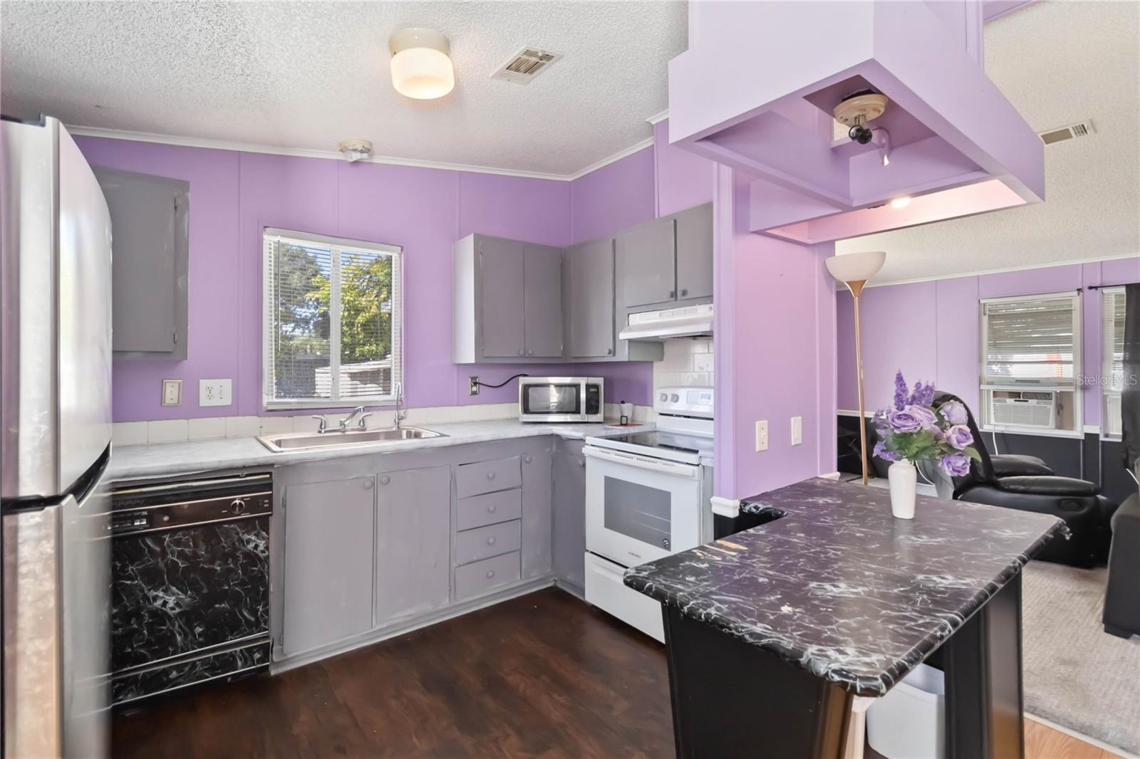 TOWN & COUNTRY MOBILE HOME PARK - Residential