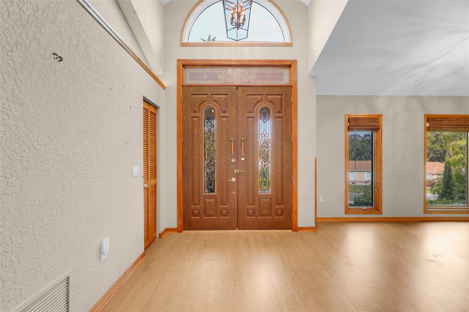 1207 OVERLOOK ROAD