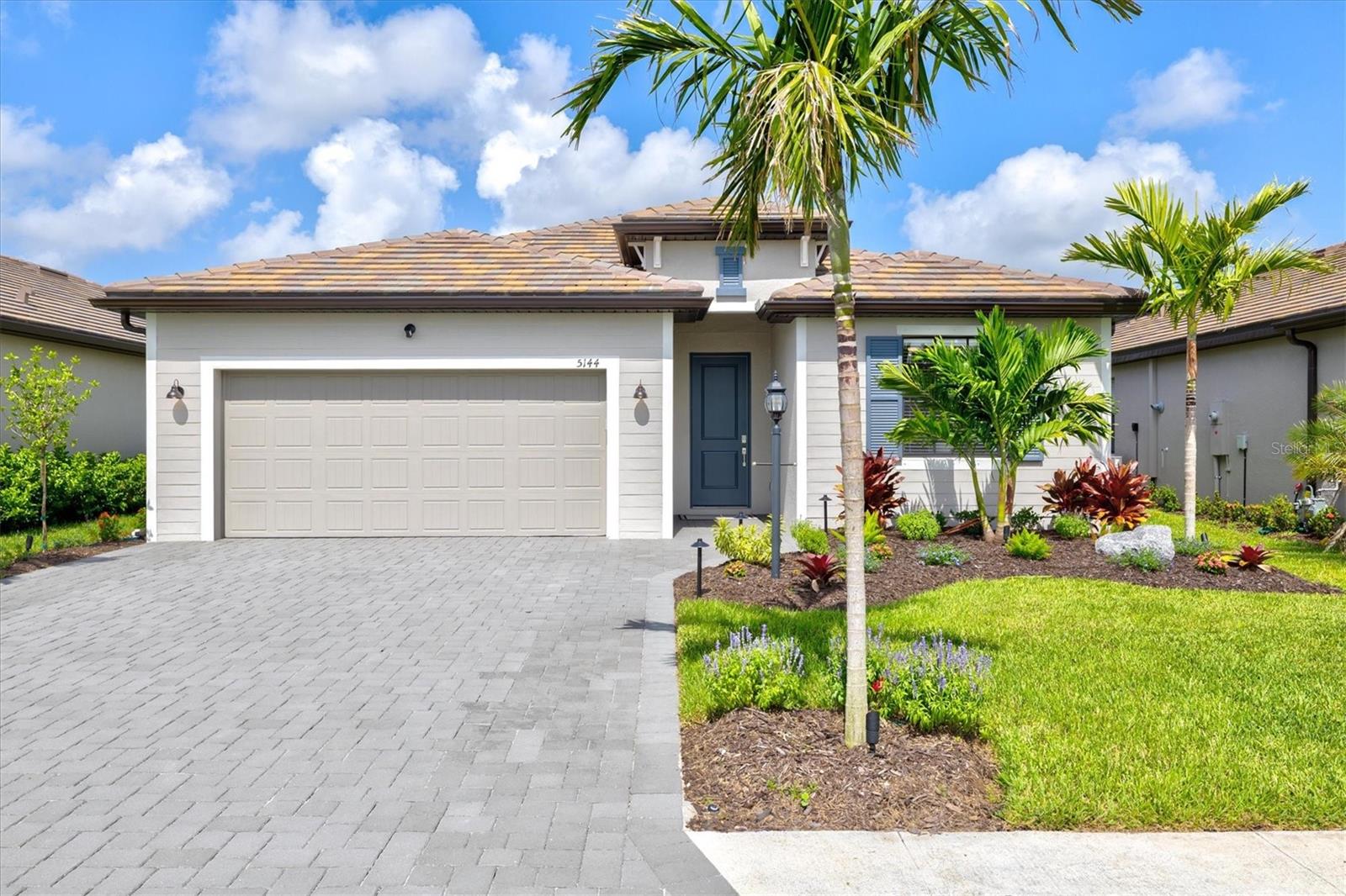5144 SPOTTED SEAL LANE