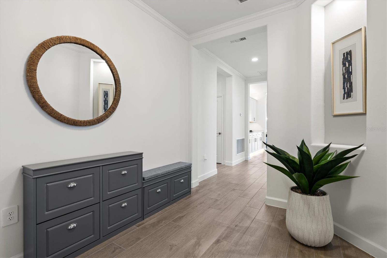5144 SPOTTED SEAL LANE