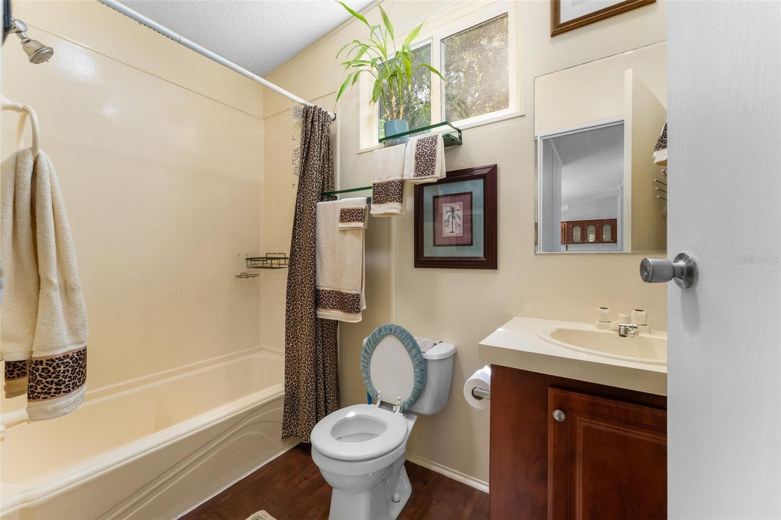 WOODS & LAKES - Residential