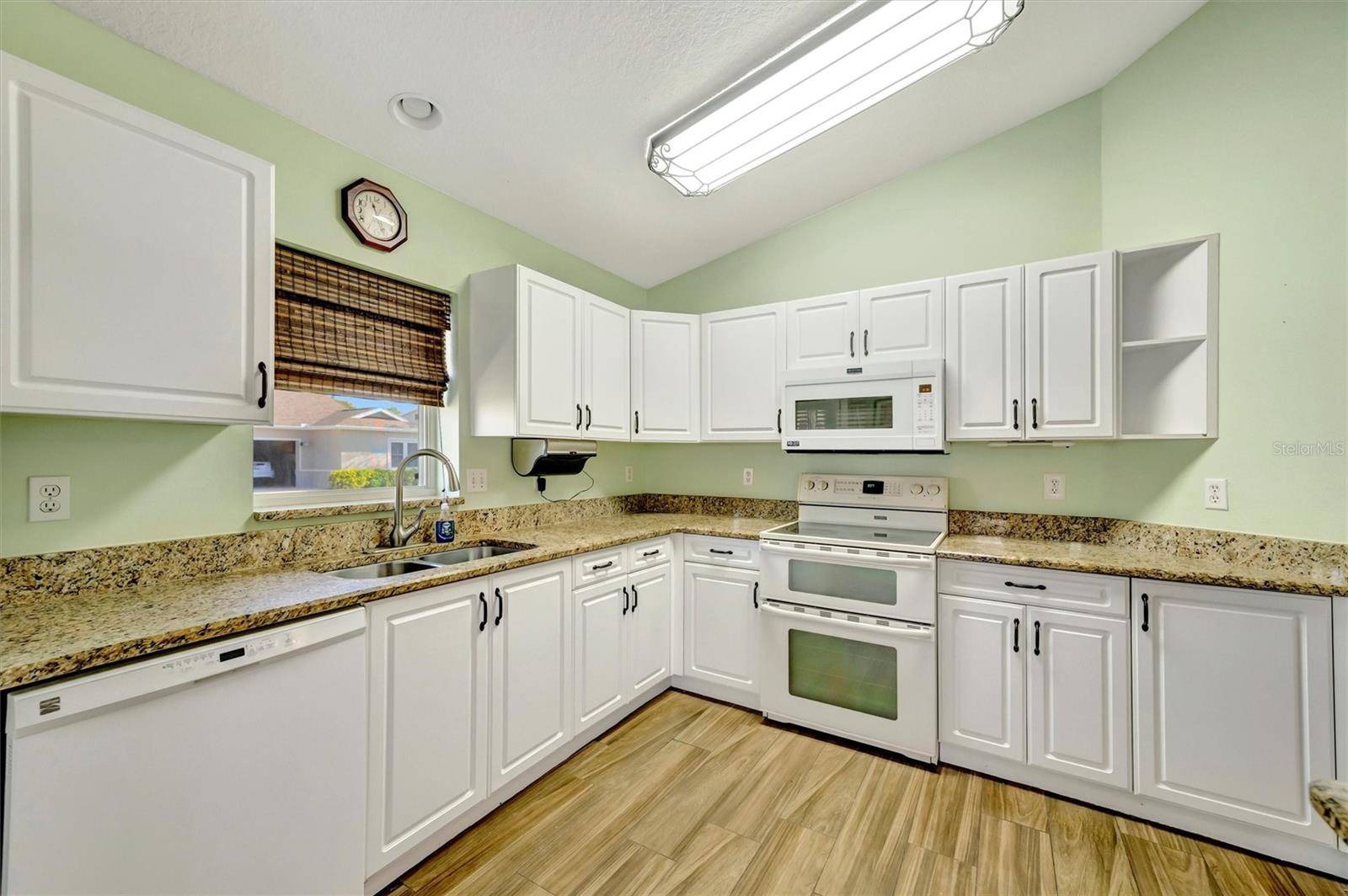 FAIRWAY OAKS PH I, II & III - Residential