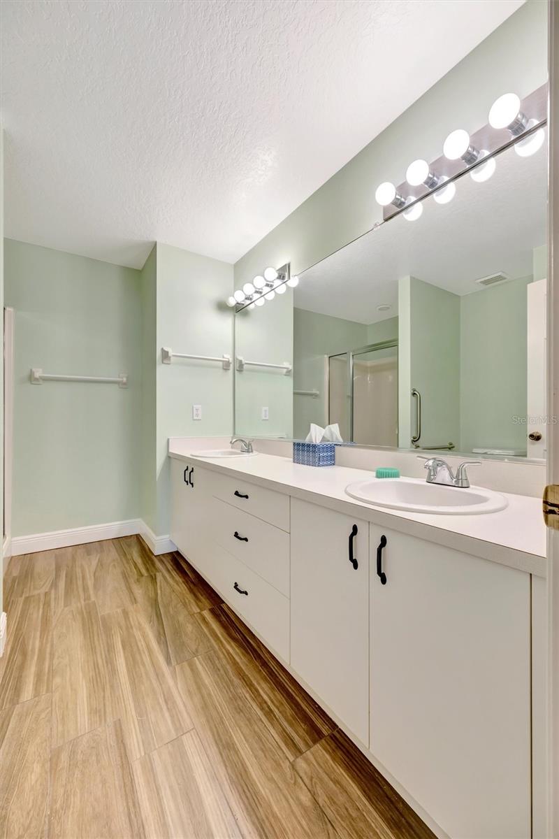 FAIRWAY OAKS PH I, II & III - Residential