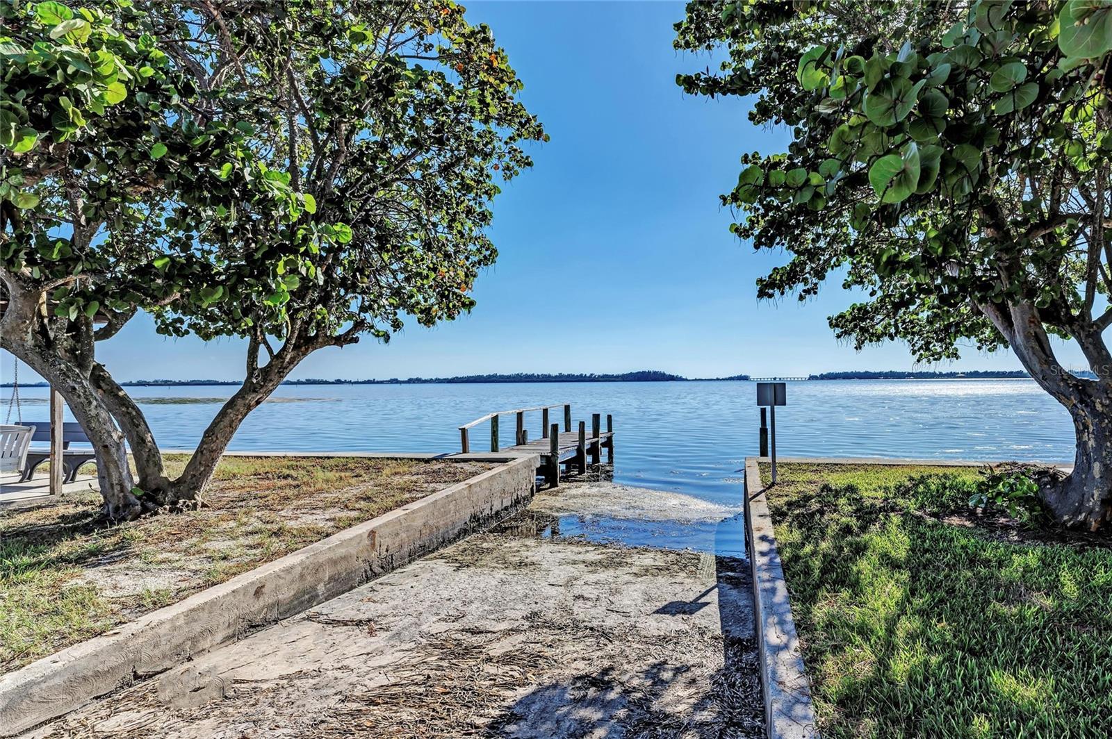 PARADISE BAY ESTATES CO-OP - Residential