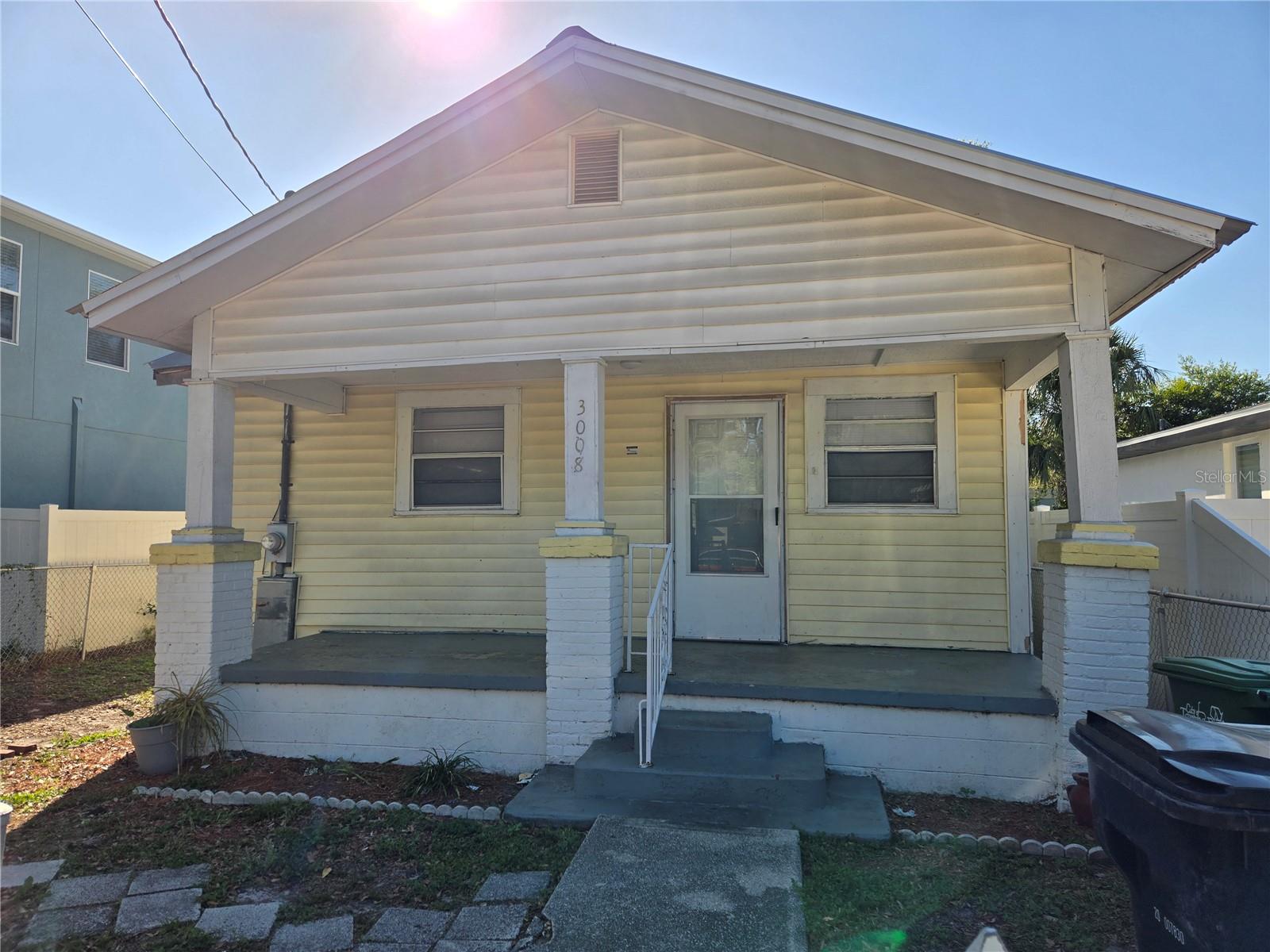 3008 THELMA STREET