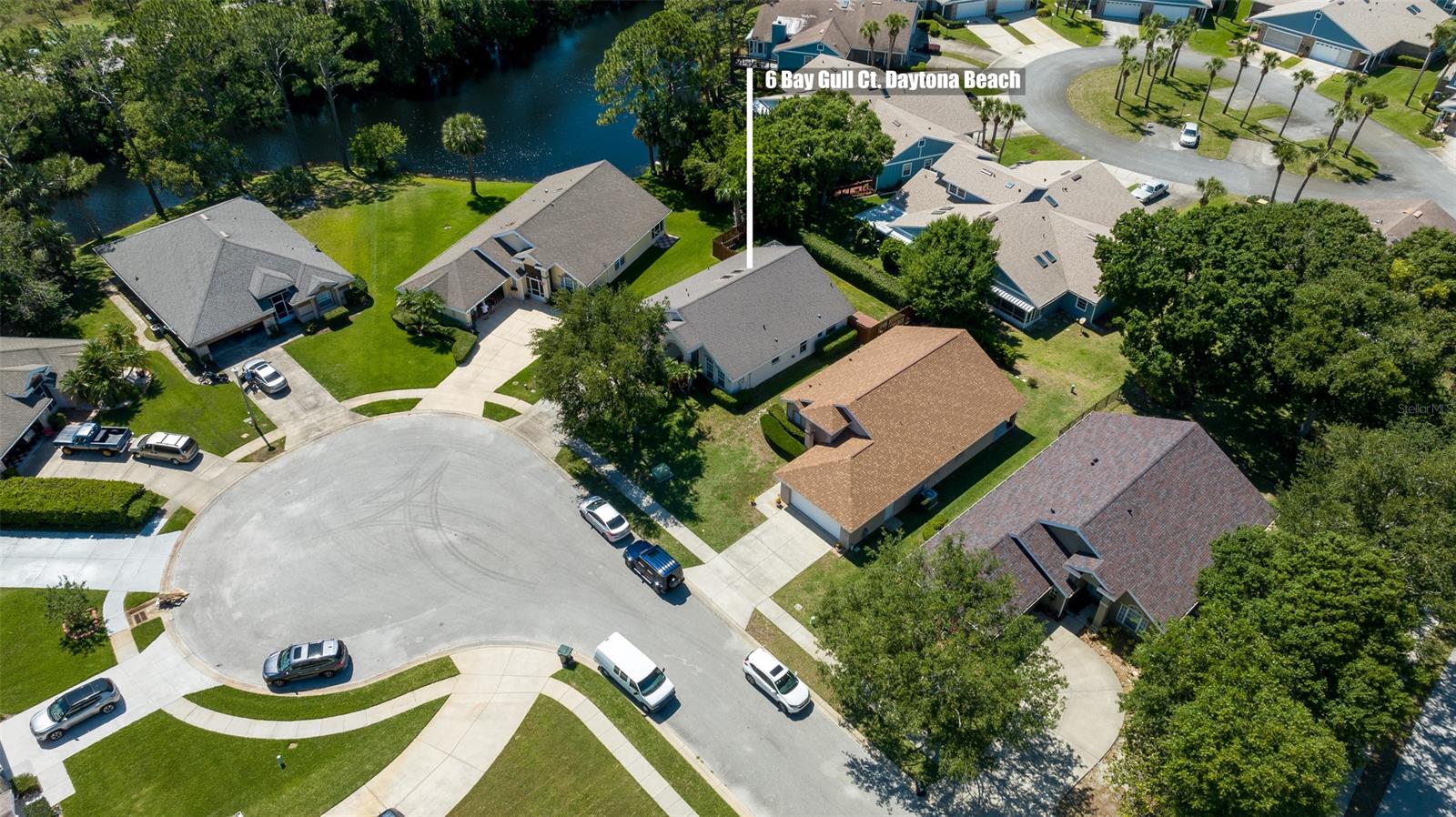 Cypress Cove At Pelican Bay Ph 01 - Residential