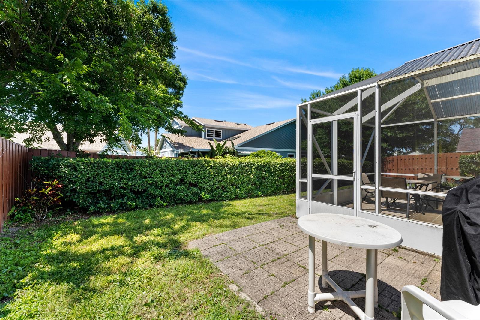 Cypress Cove At Pelican Bay Ph 01 - Residential