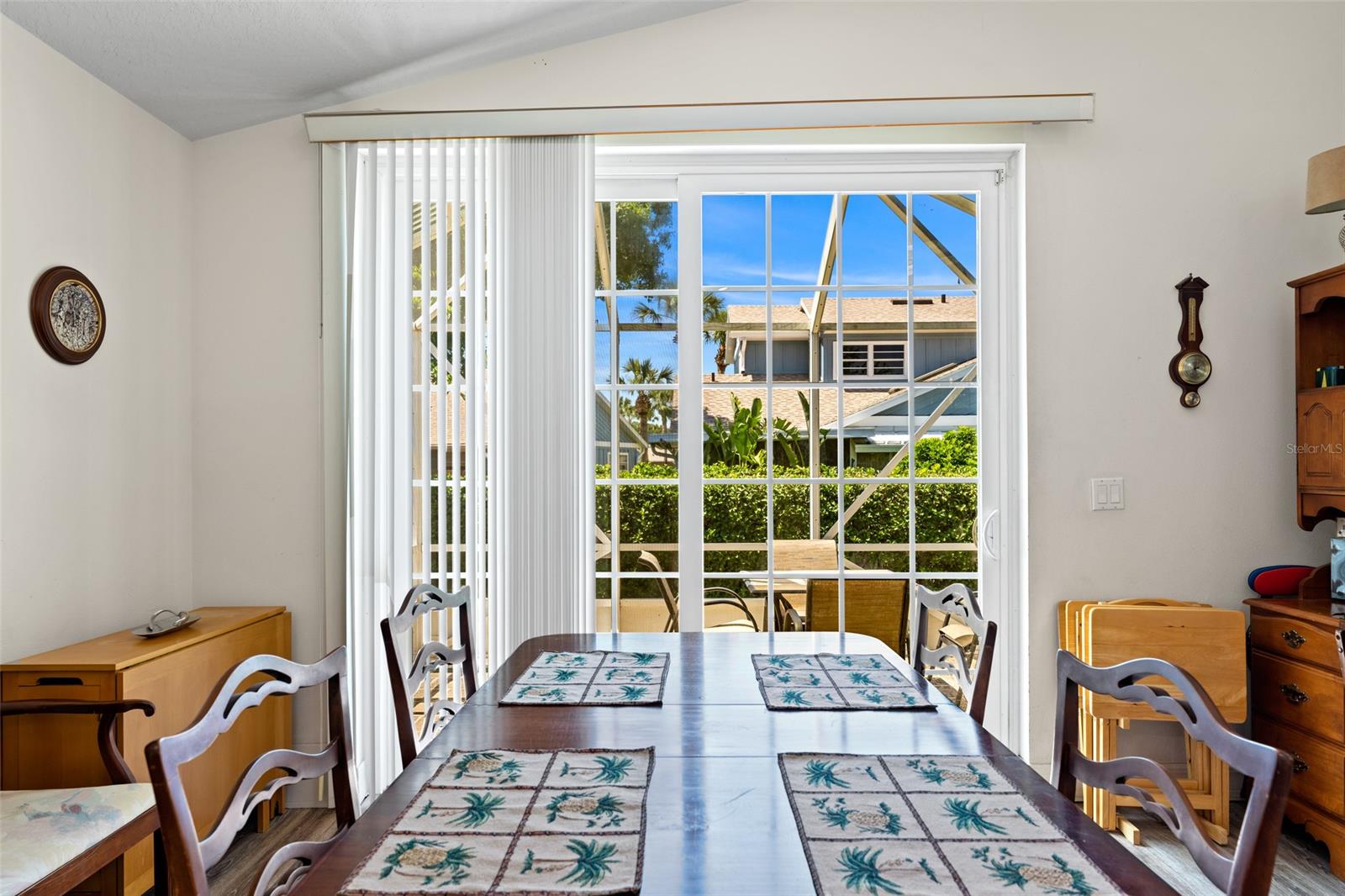 Cypress Cove At Pelican Bay Ph 01 - Residential