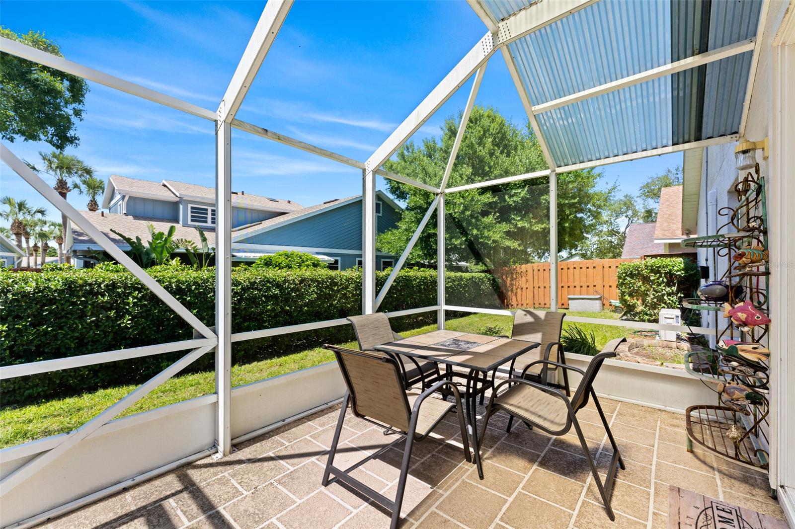 Cypress Cove At Pelican Bay Ph 01 - Residential