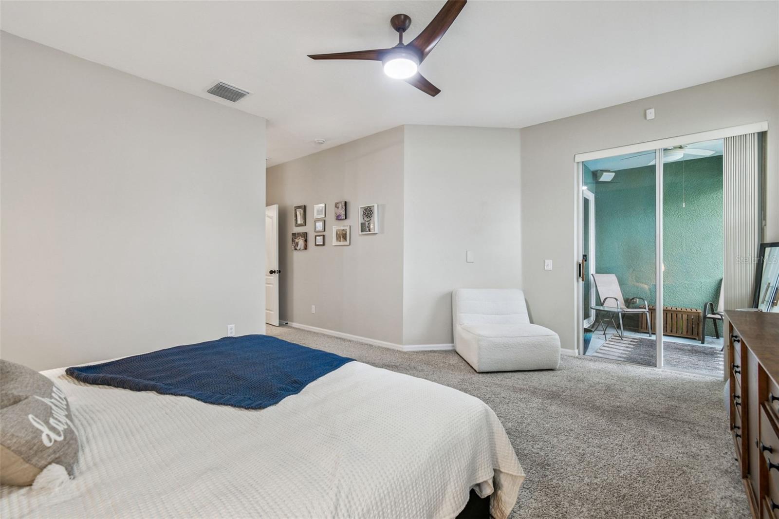 CARROLLWOOD PRESERVE - Residential