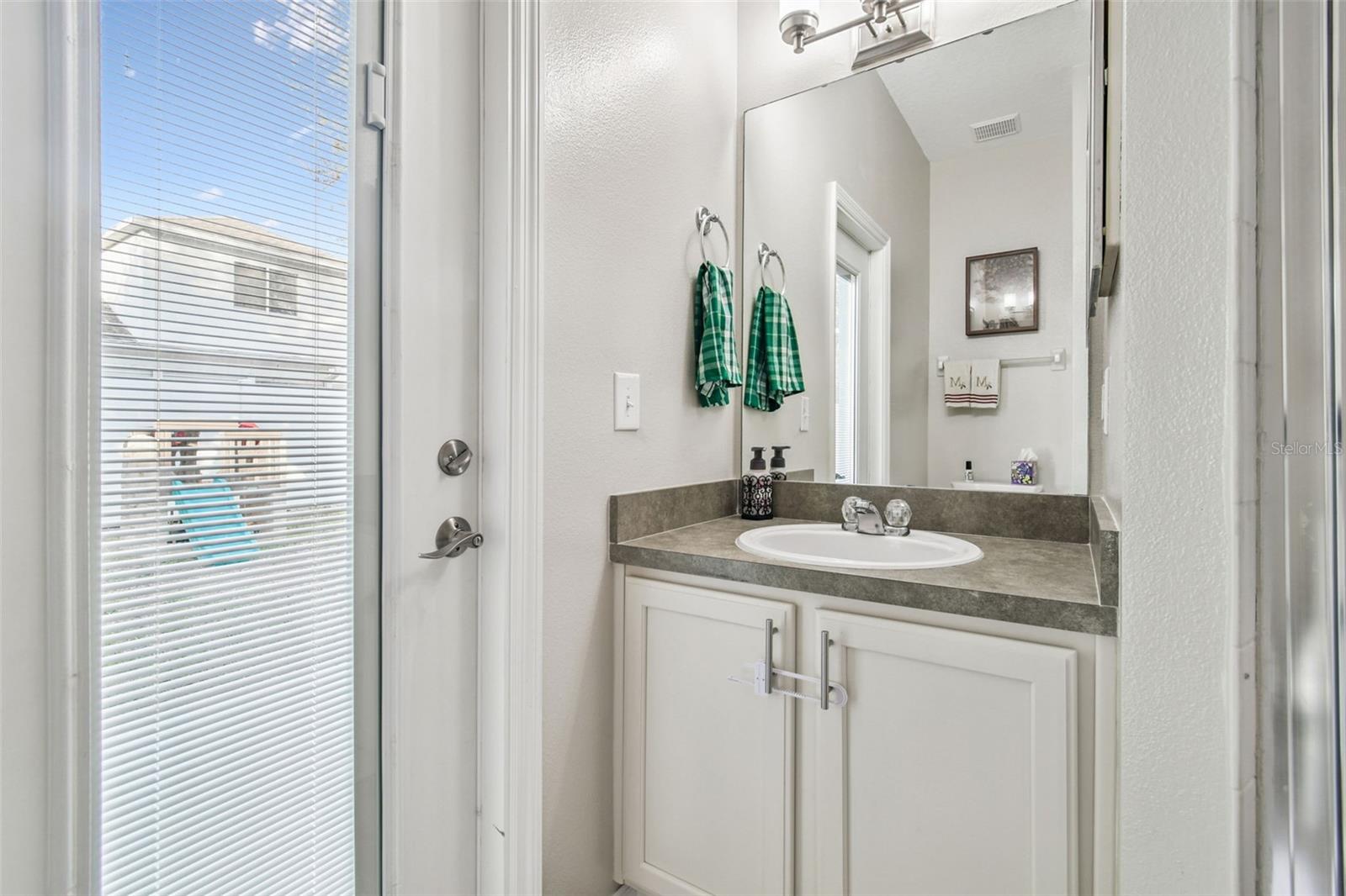 CARROLLWOOD PRESERVE - Residential