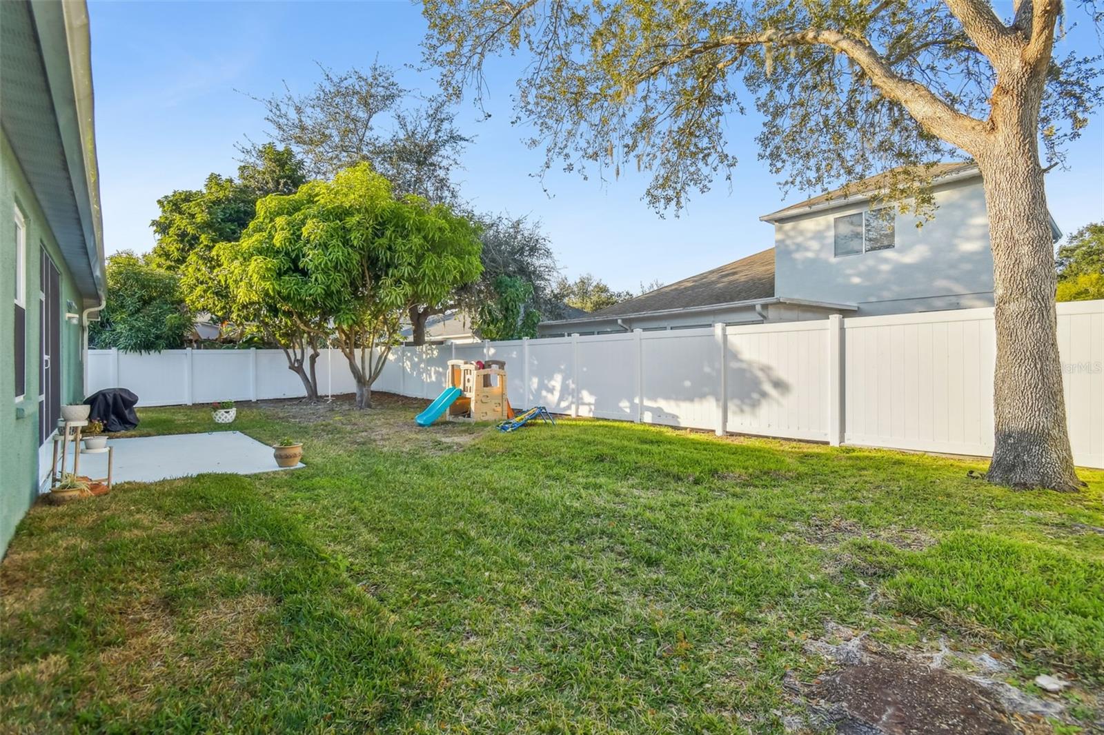 CARROLLWOOD PRESERVE - Residential