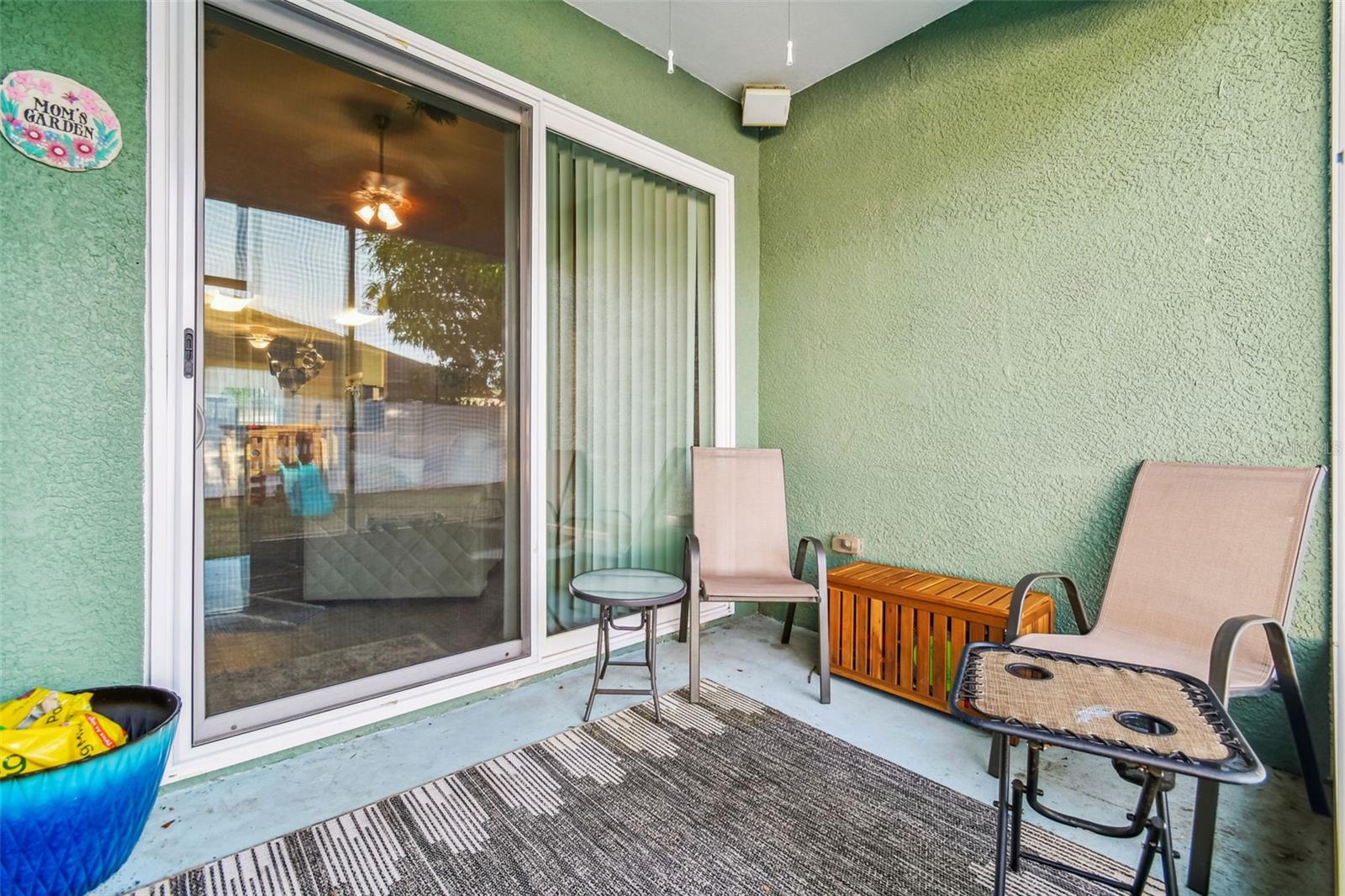 CARROLLWOOD PRESERVE - Residential