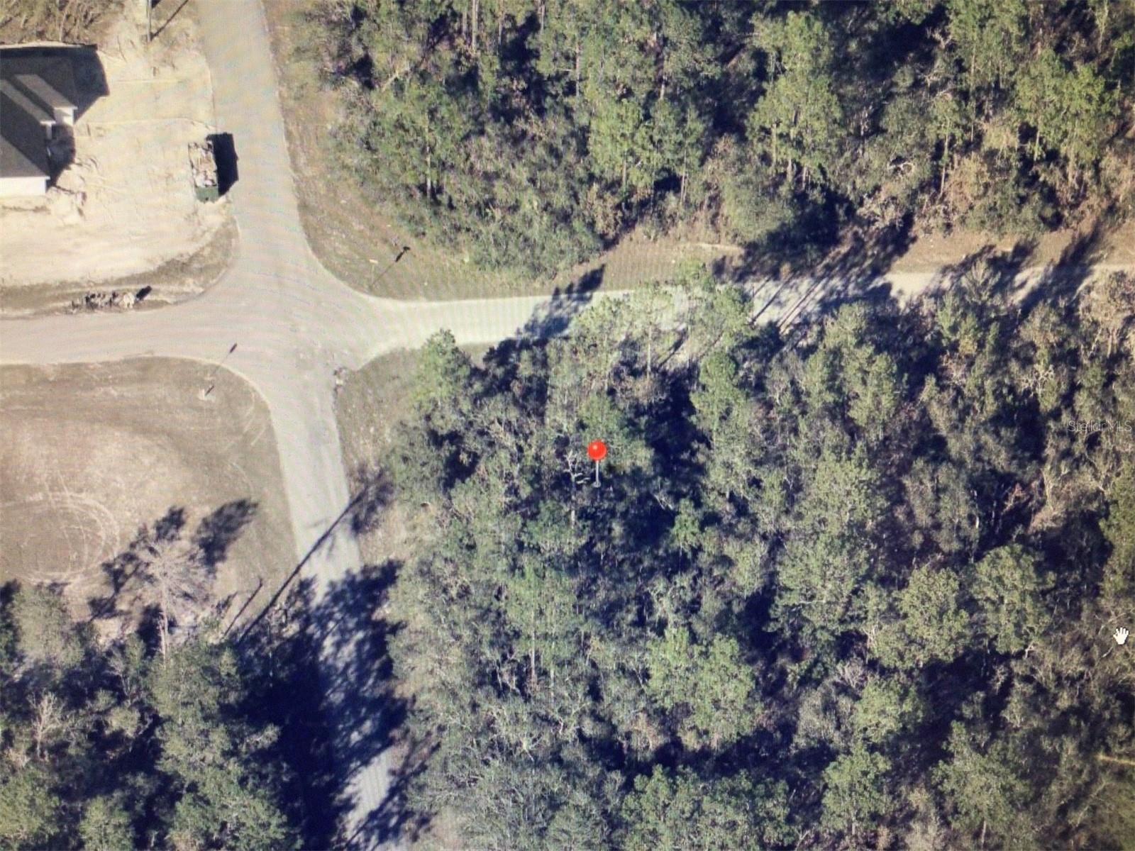 MARION OAKS - Land