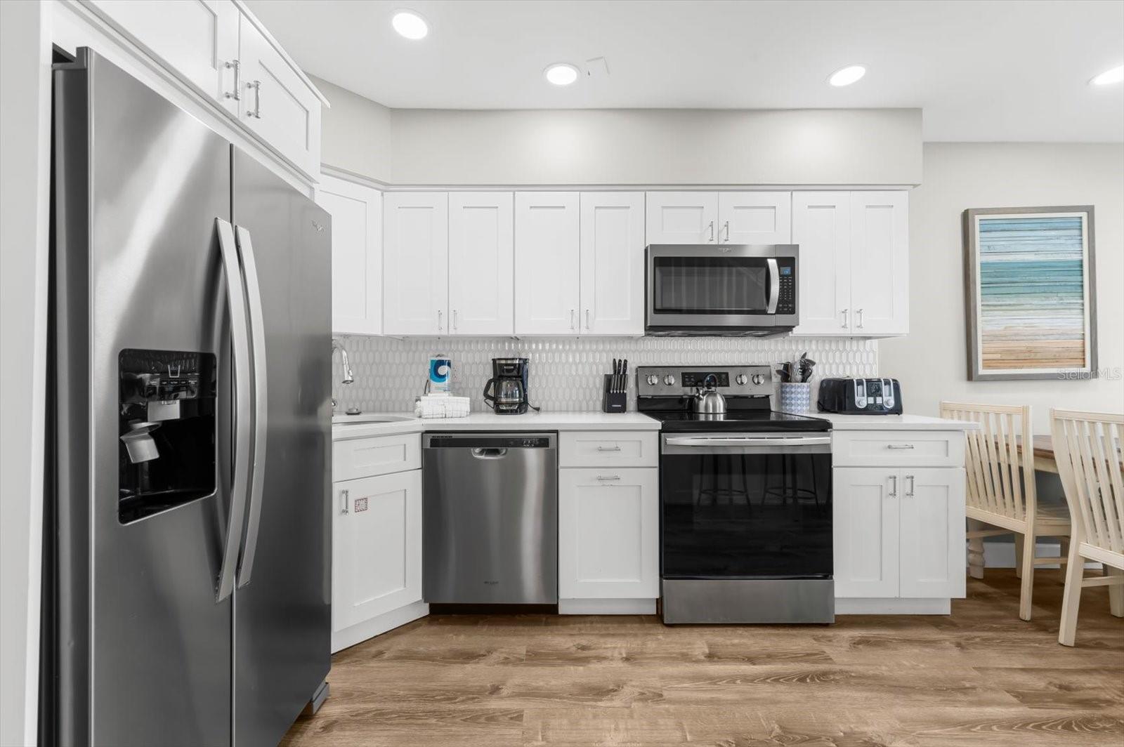 SARASOTA BEACH - Residential Income