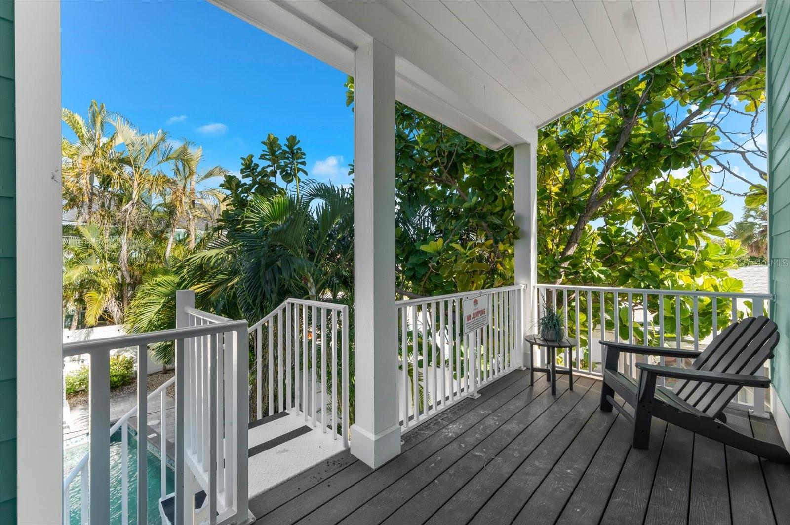 SARASOTA BEACH - Residential Income