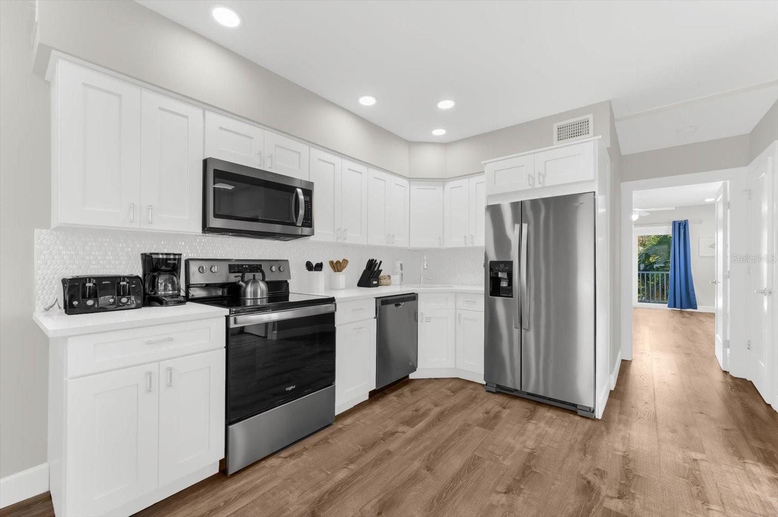 SARASOTA BEACH - Residential Income