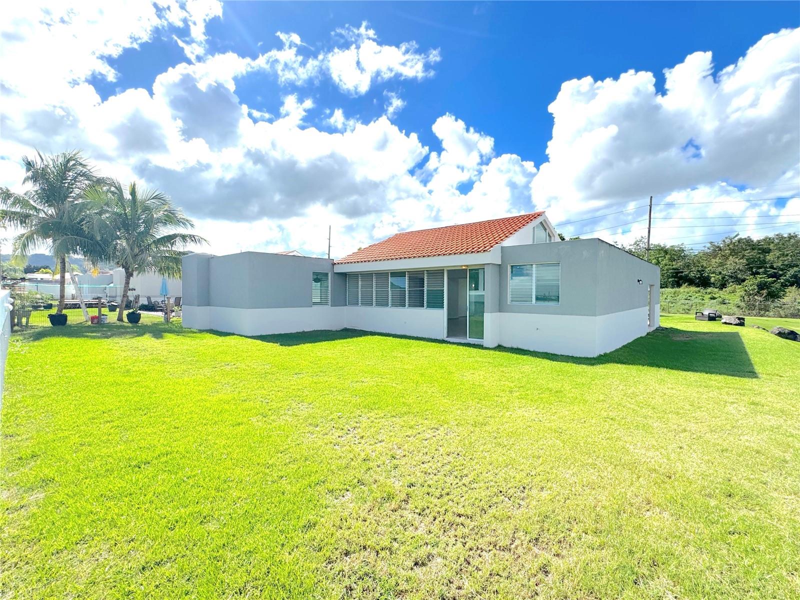 URB. VEREDAS - Residential