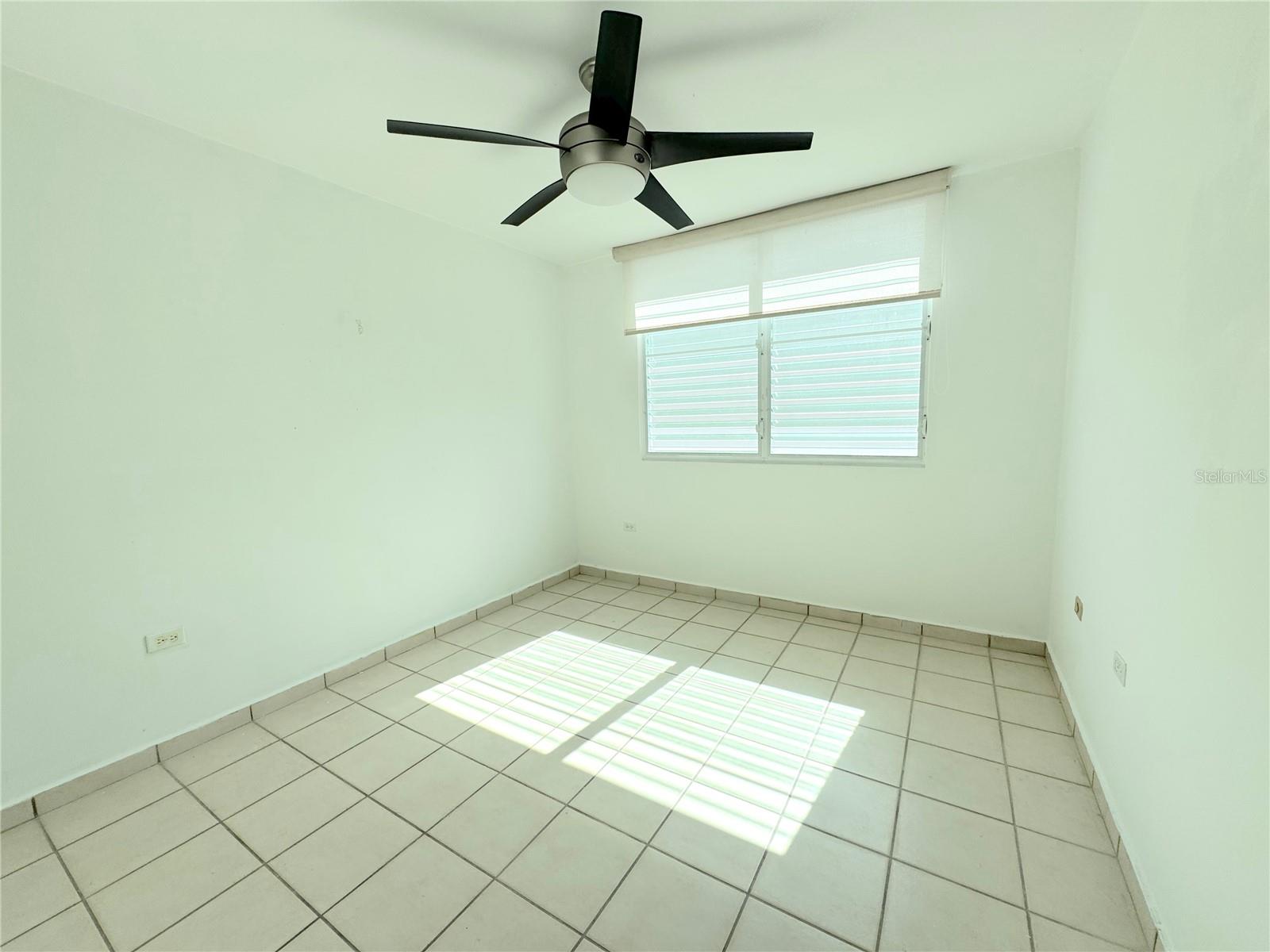 URB. VEREDAS - Residential