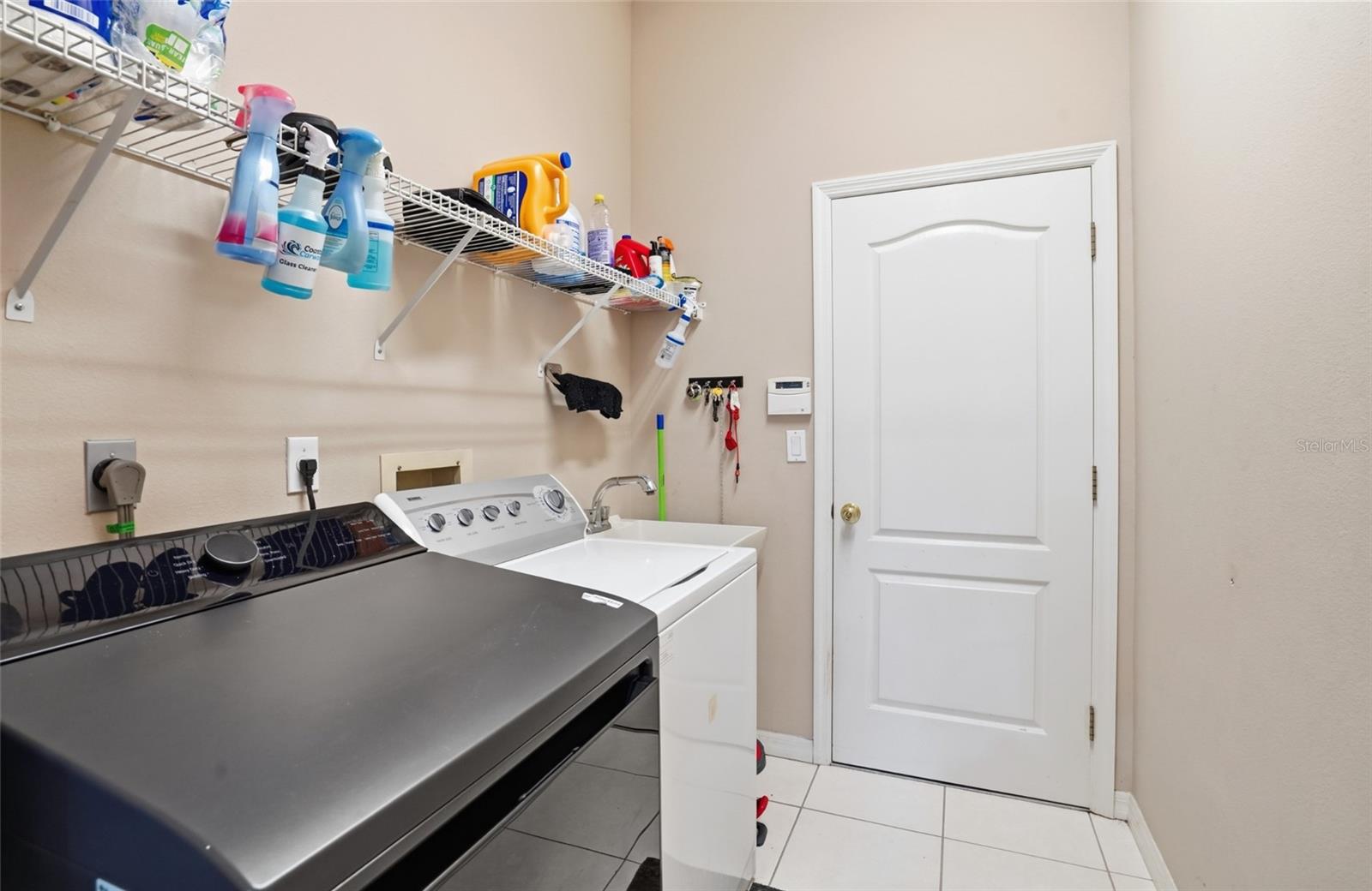 ARBOR LAKES B - Residential