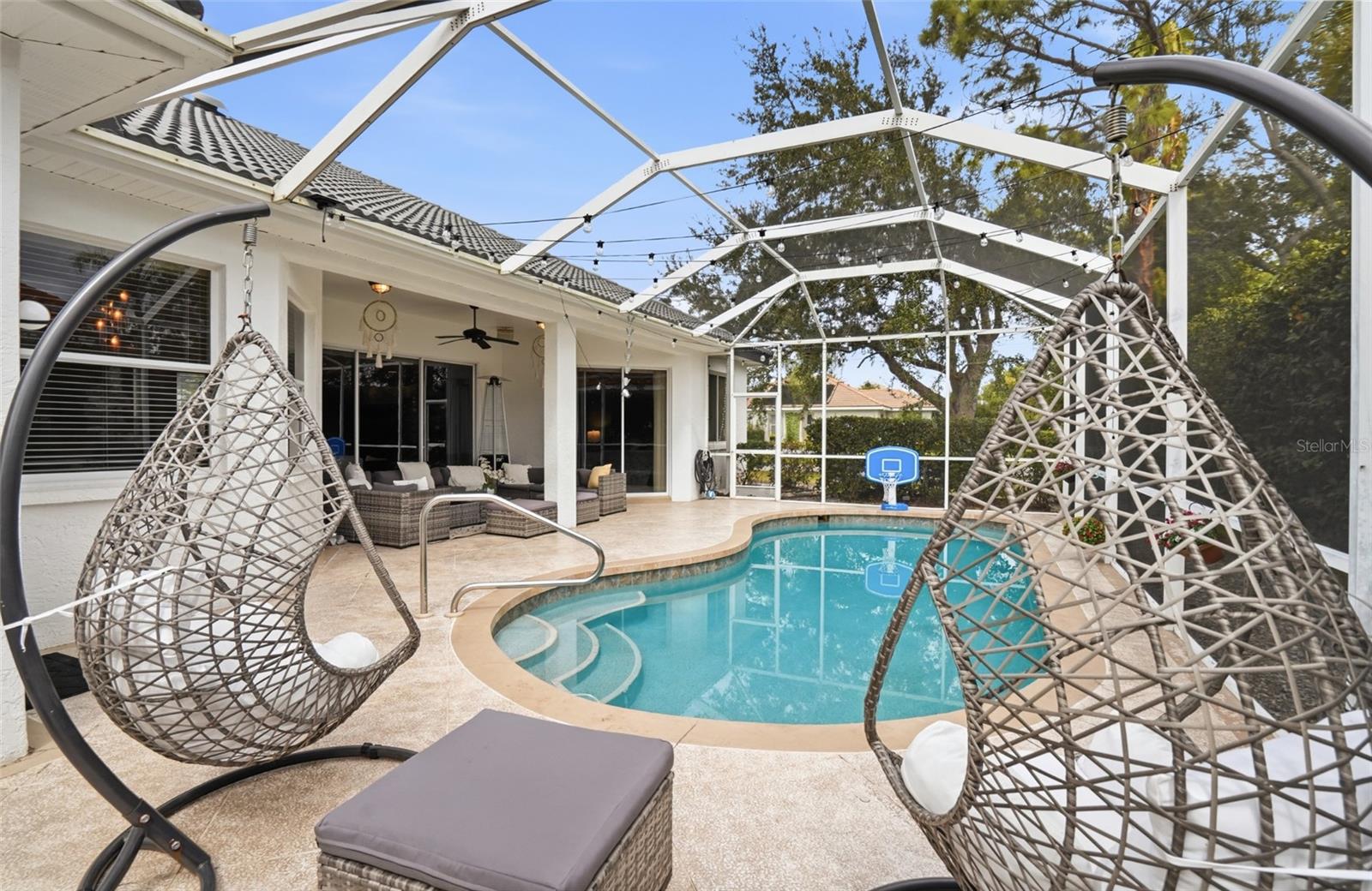 ARBOR LAKES B - Residential