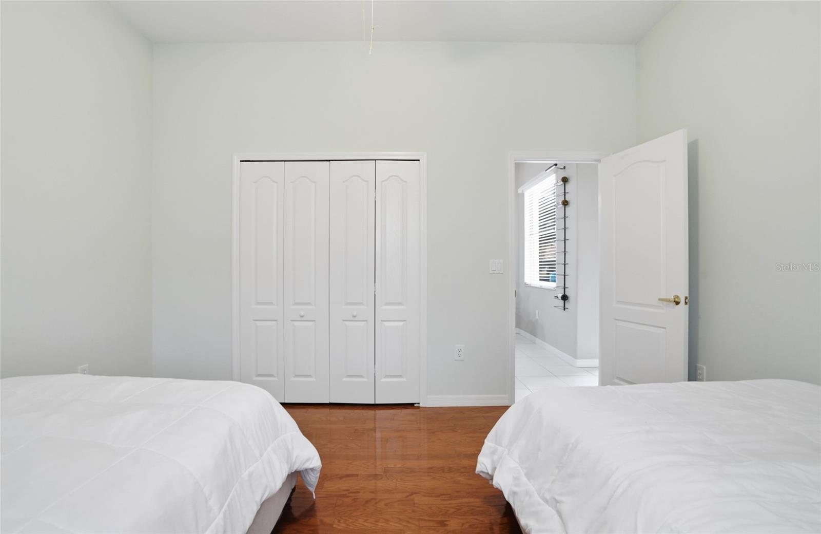 ARBOR LAKES B - Residential