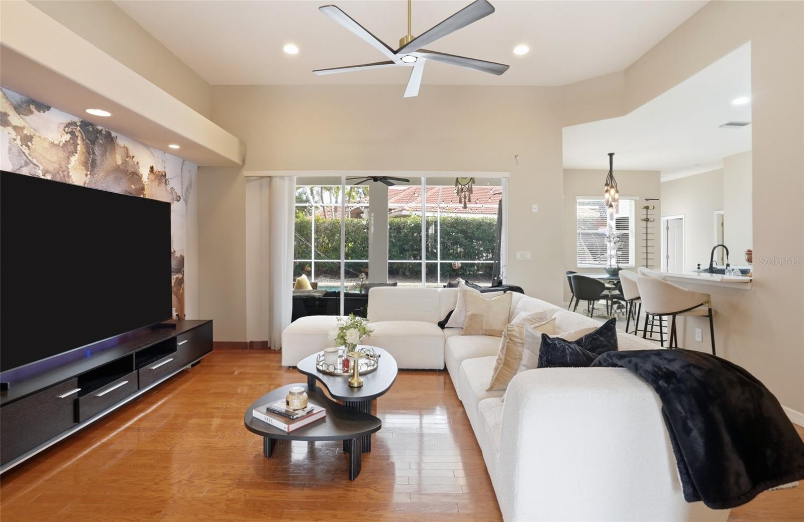 ARBOR LAKES B - Residential