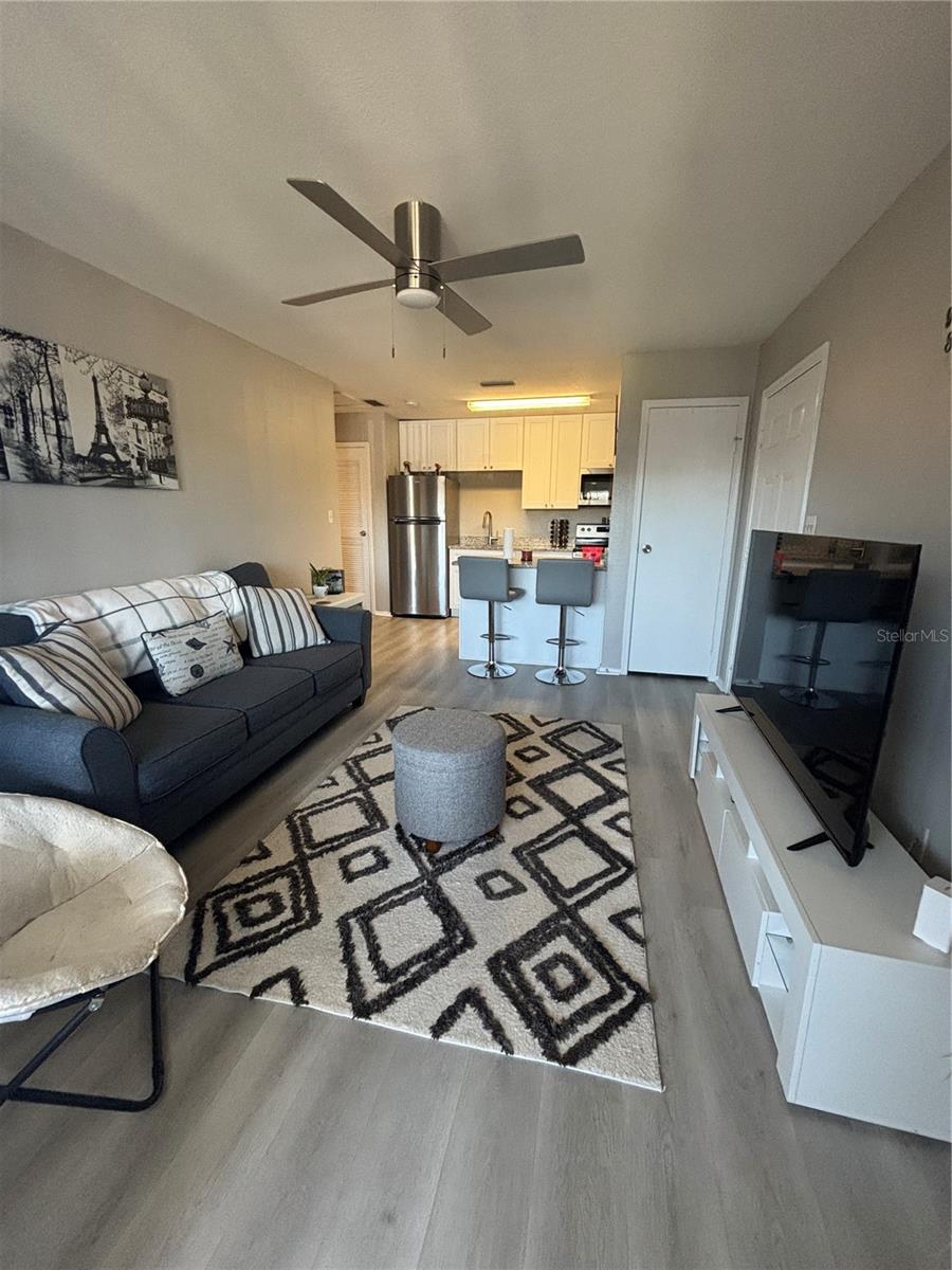 1400 GANDY BOULEVARD N 305