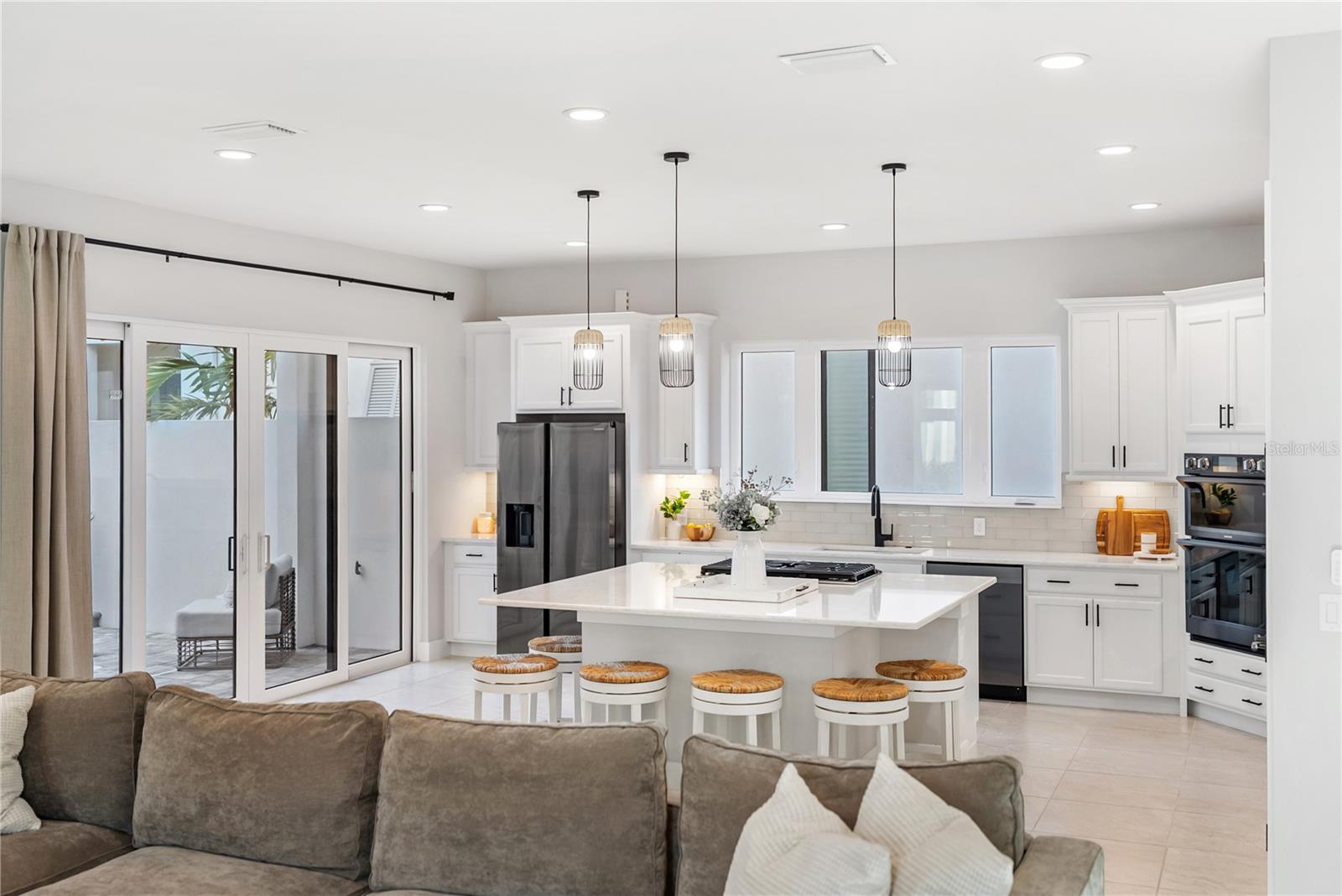 AQUA LAGOON - Residential