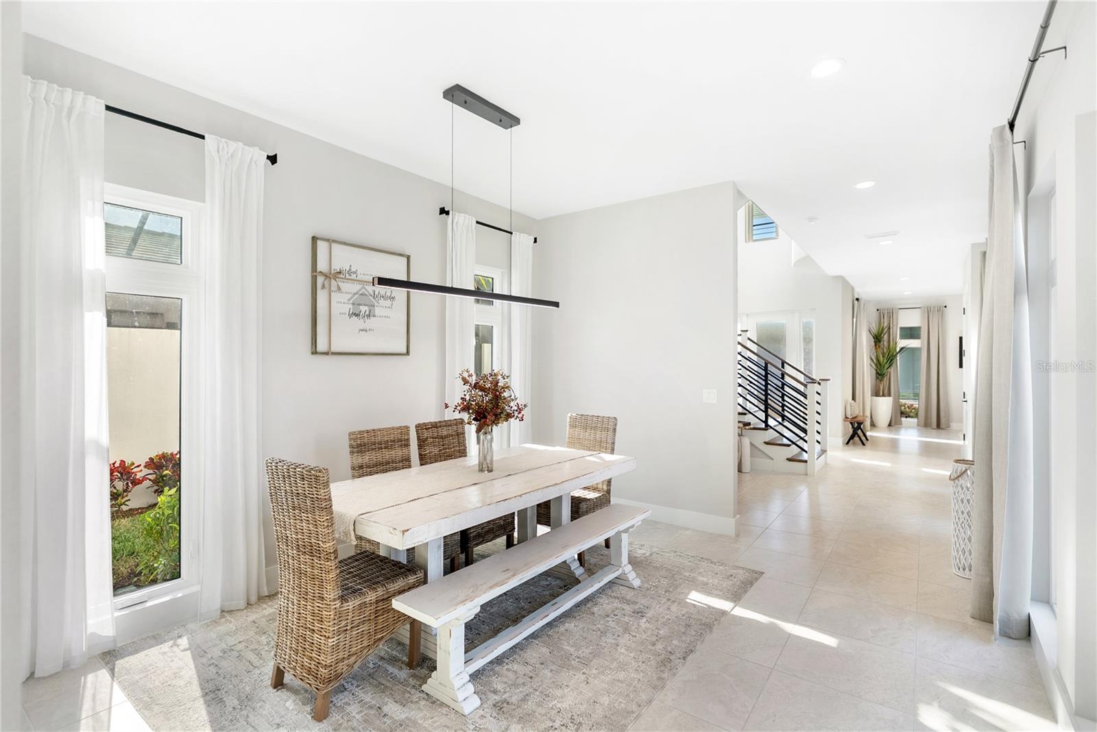 AQUA LAGOON - Residential