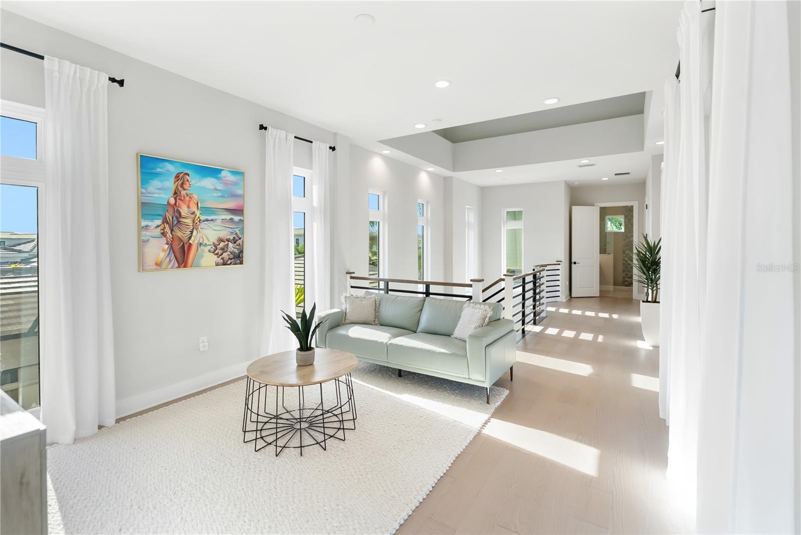 AQUA LAGOON - Residential