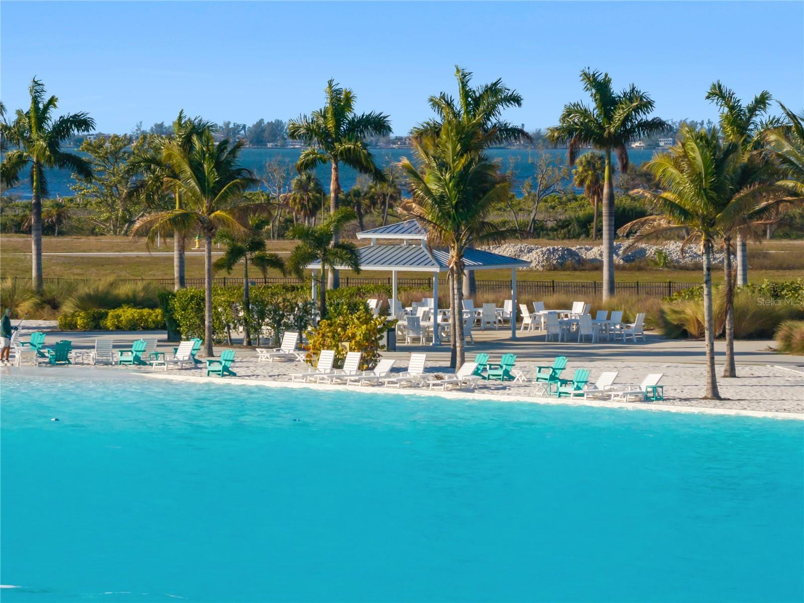 AQUA LAGOON - Residential