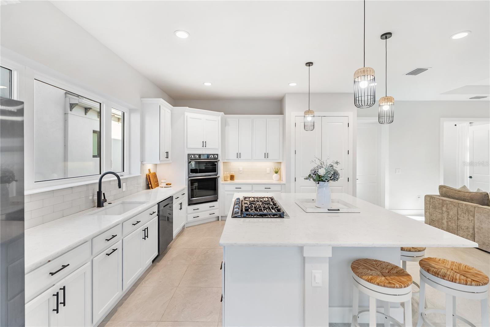 AQUA LAGOON - Residential