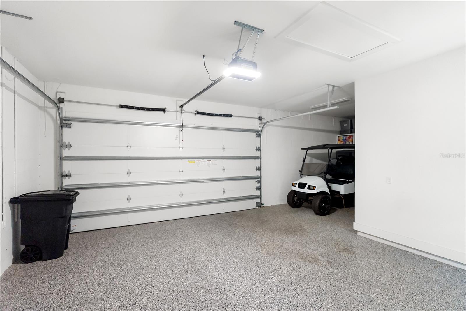 AQUA LAGOON - Residential