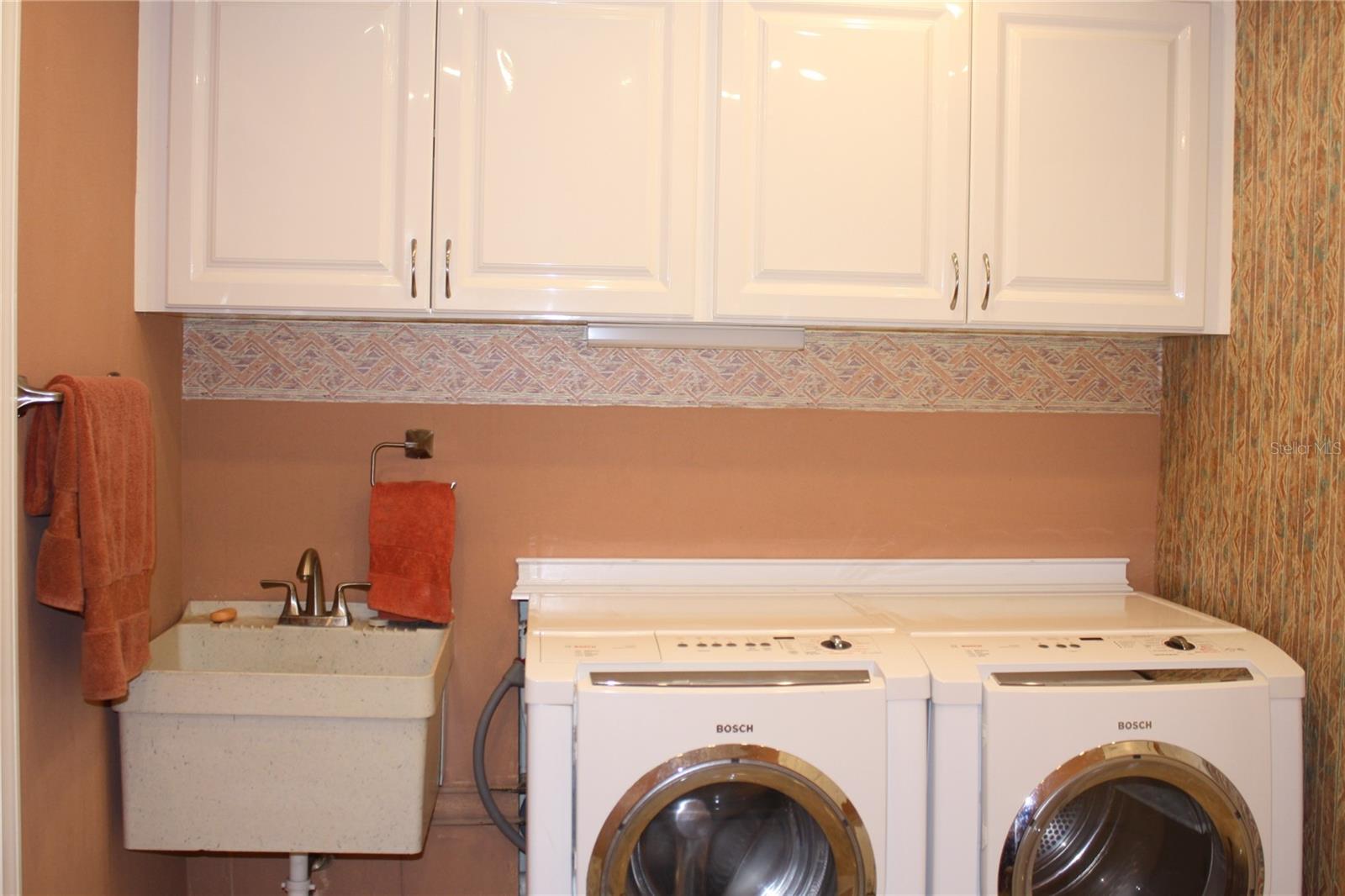 PINELLAS GROVES - Residential Lease