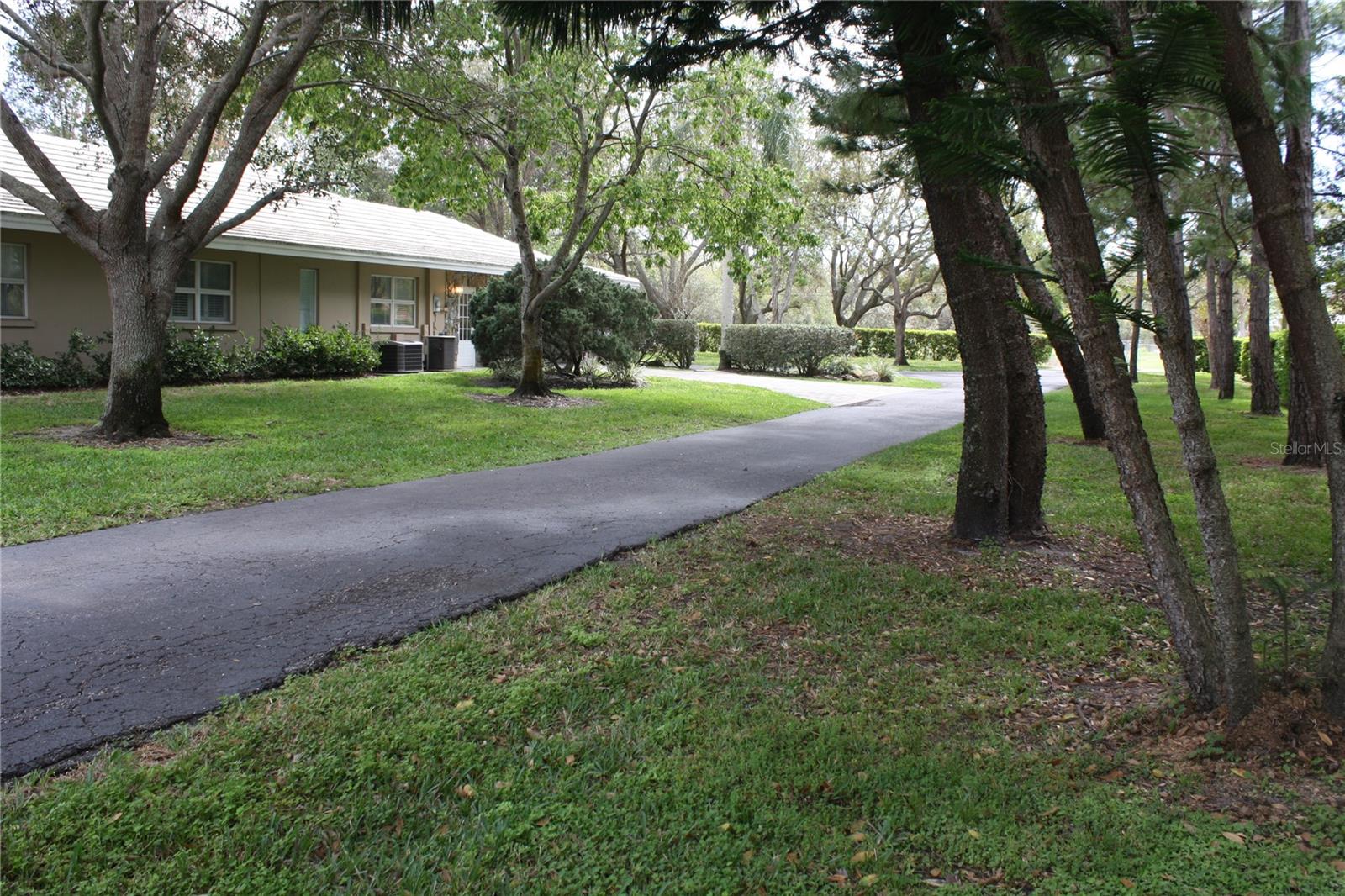 PINELLAS GROVES - Residential Lease