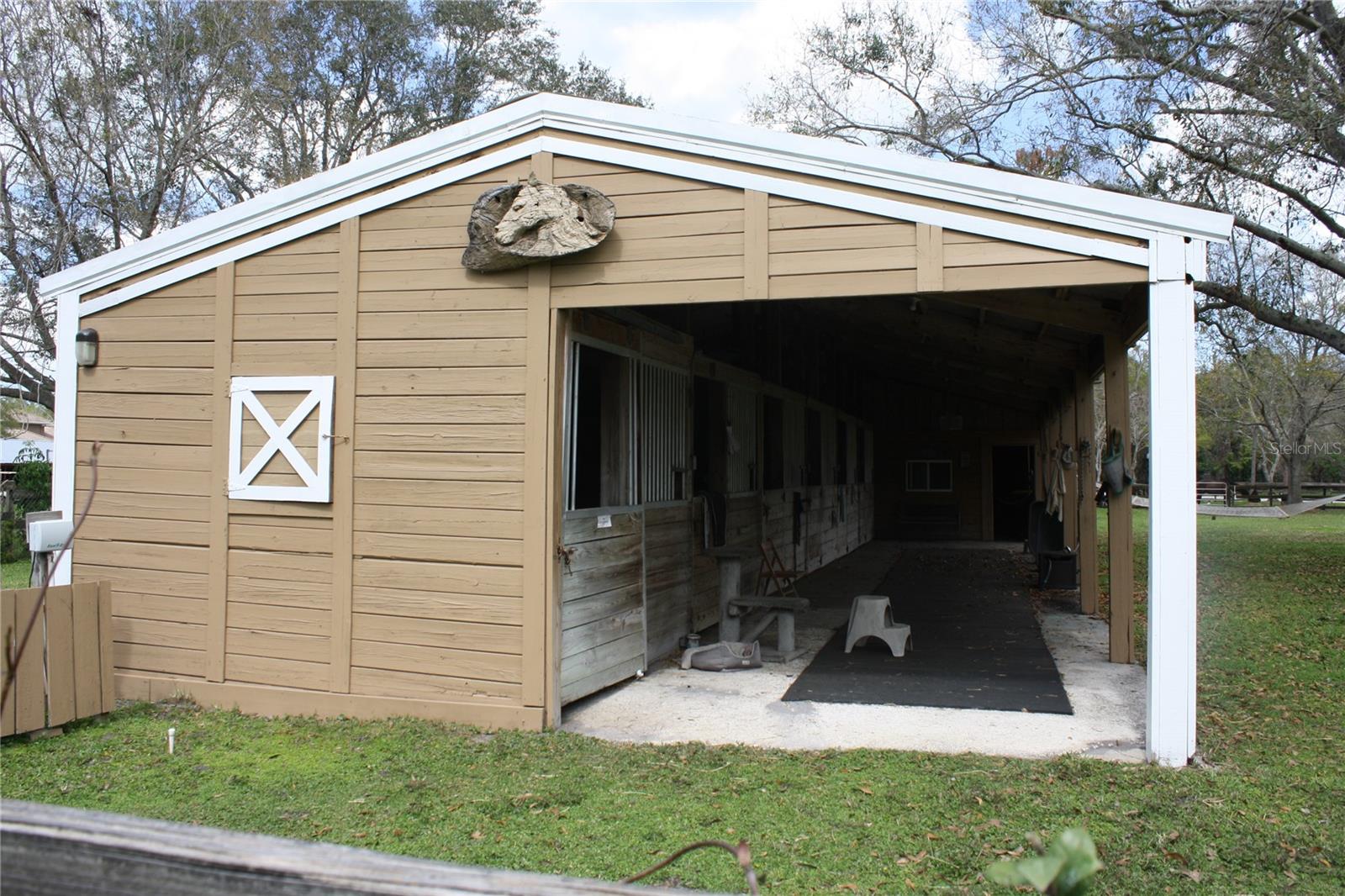 PINELLAS GROVES - Residential Lease