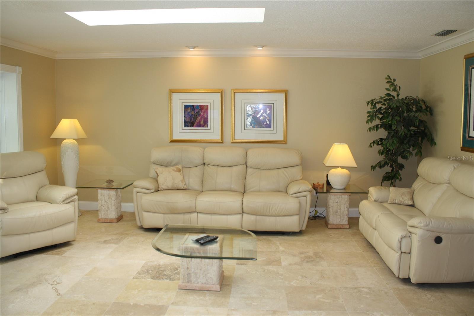 PINELLAS GROVES - Residential Lease