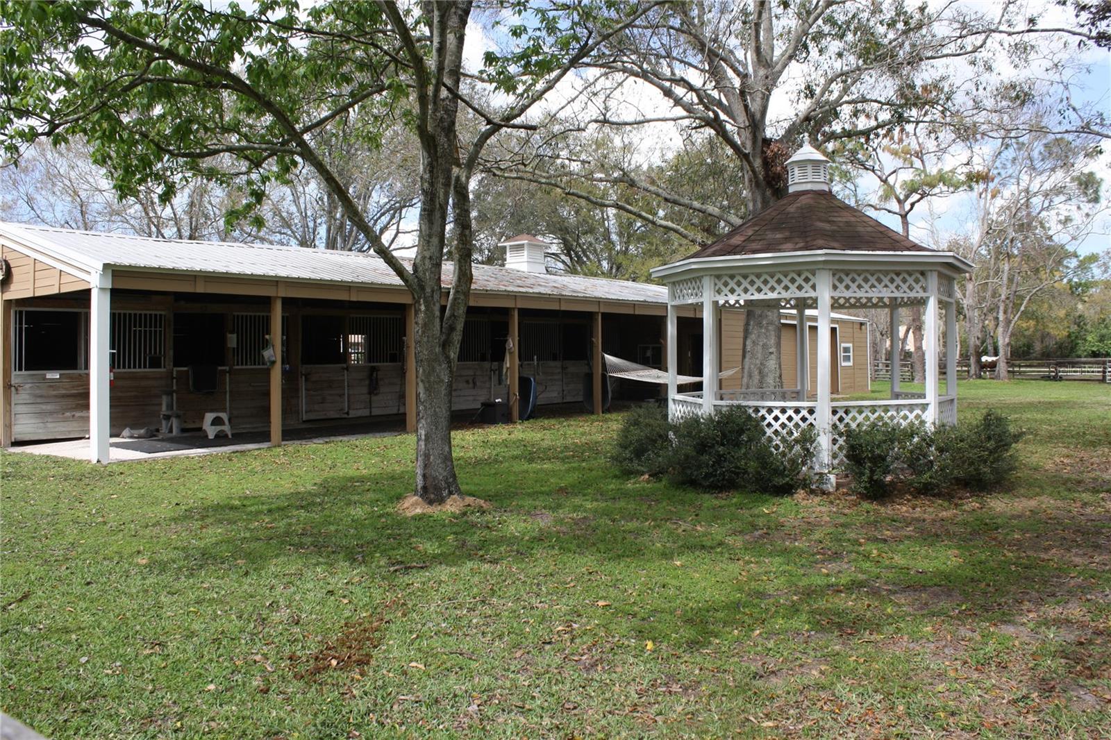 PINELLAS GROVES - Residential Lease