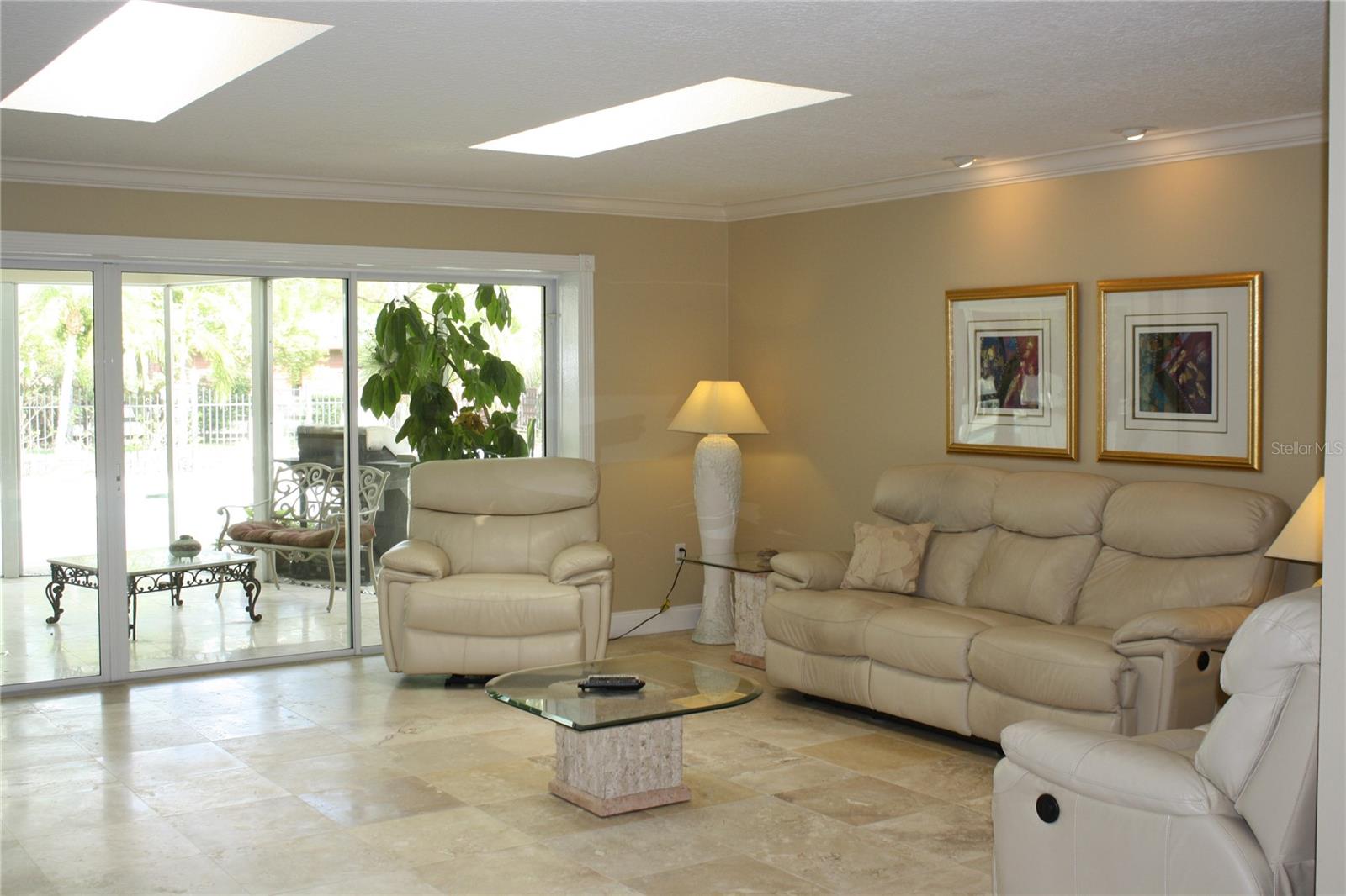 PINELLAS GROVES - Residential Lease