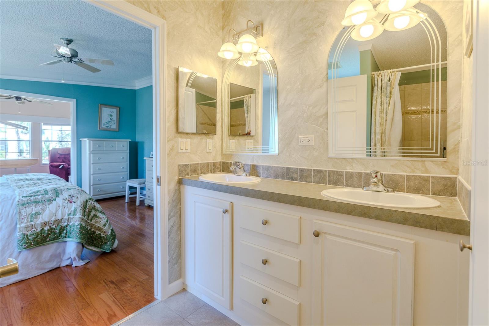 MAPLE LEAF ESTATES - Residential