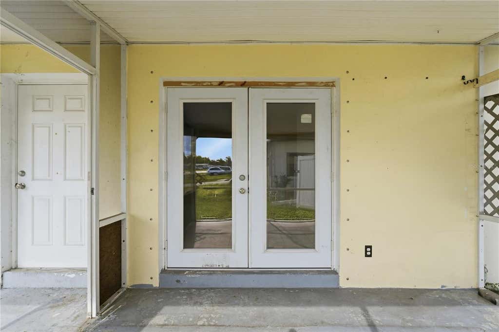 Photo of 21123 Glendale Avenue, Port Charlotte, FL 33952 (MLS # D6147733)