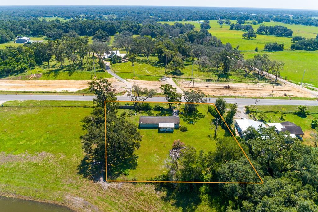 Photo of 21543 Us Hwy 301, Dade City, FL 33523 (MLS # TB8422391)