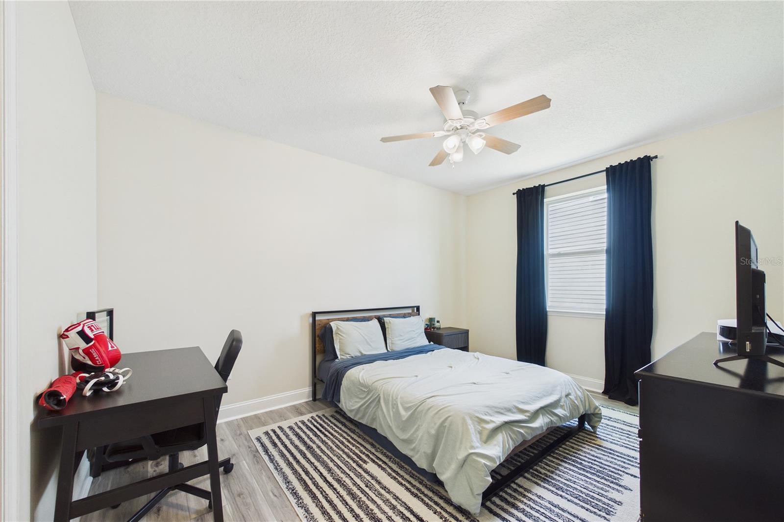 BEACON LAKE PH 1 - Residential