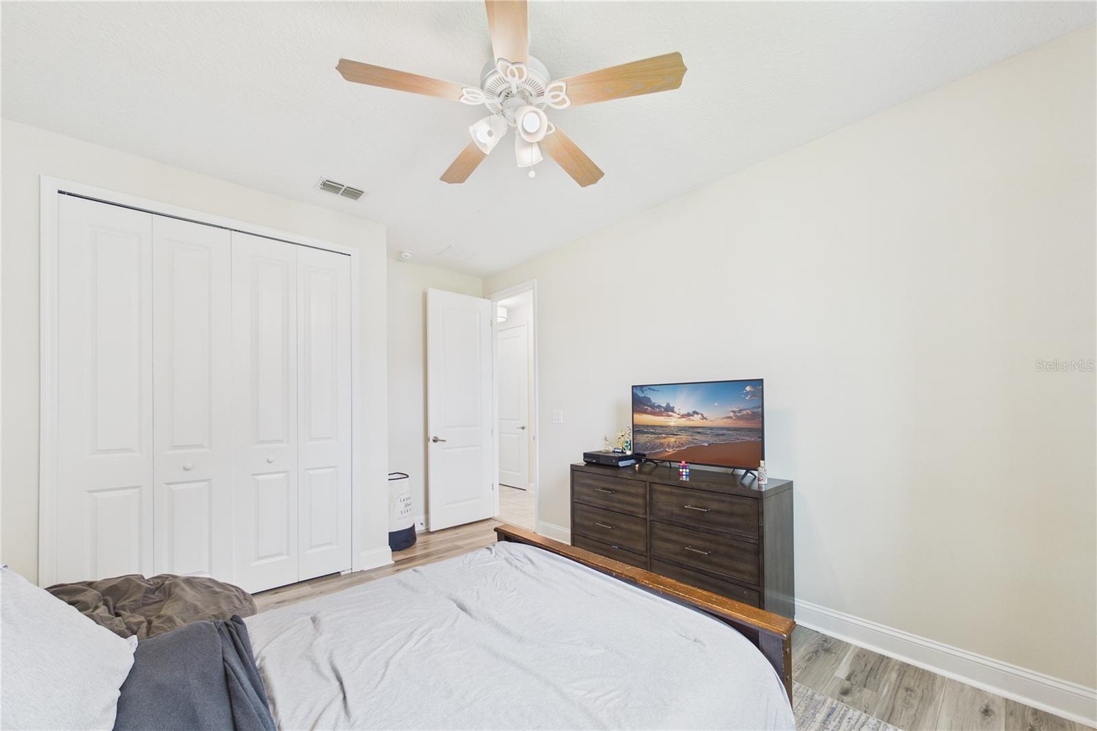 BEACON LAKE PH 1 - Residential