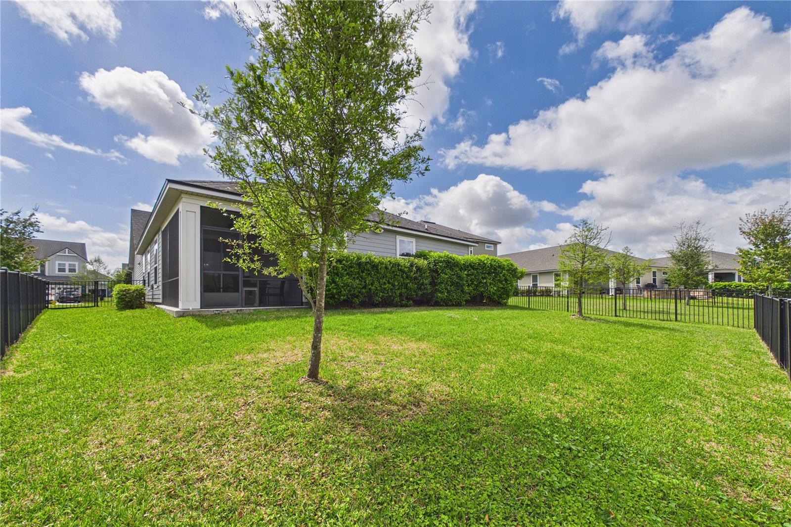 BEACON LAKE PH 1 - Residential