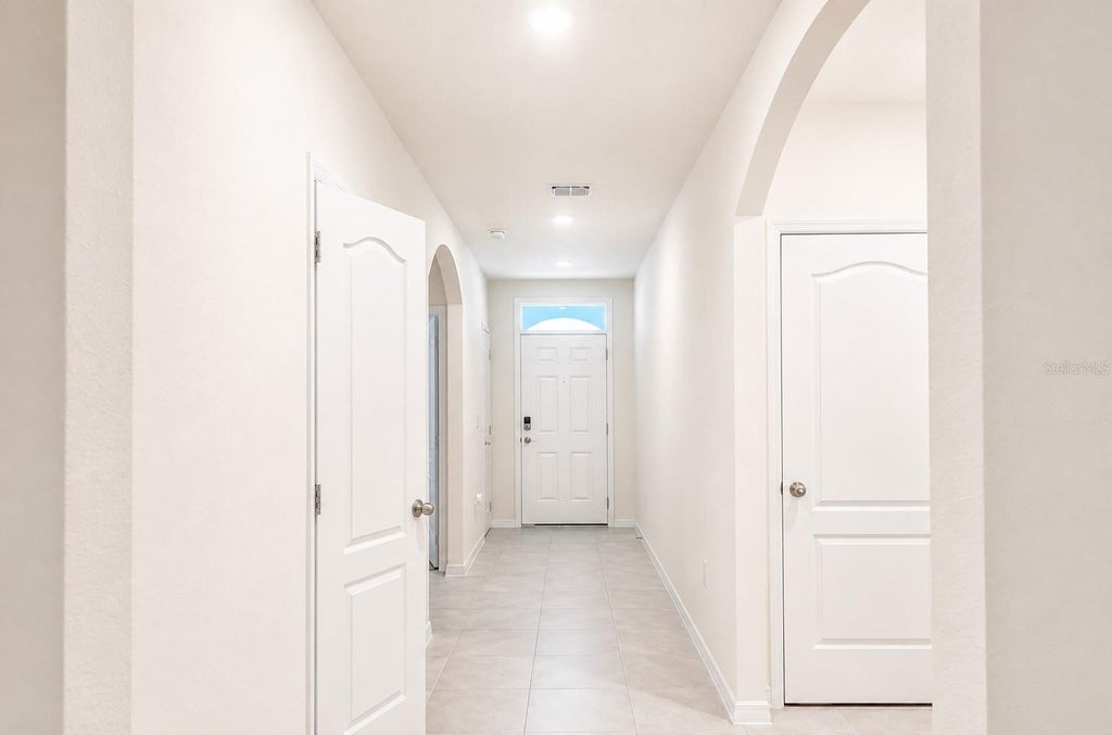 Photo of 2132 Silver Brook Way, Davenport, FL 33837 (MLS # S5156448)