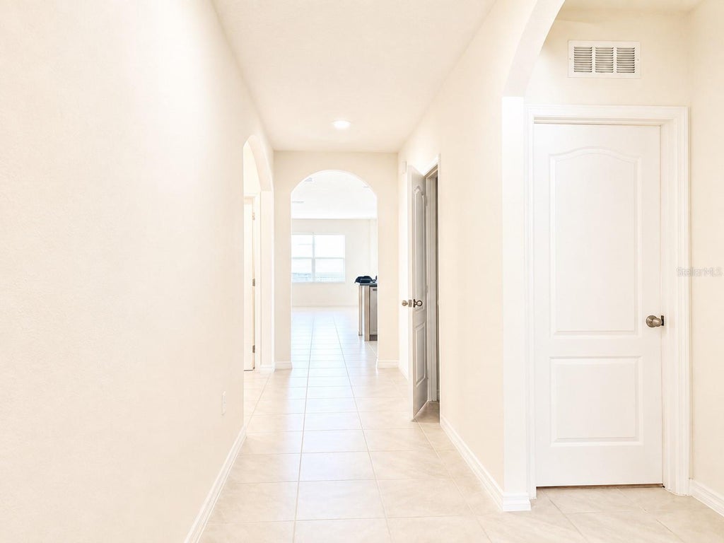 Photo of 2132 Silver Brook Way, Davenport, FL 33837 (MLS # S5156448)