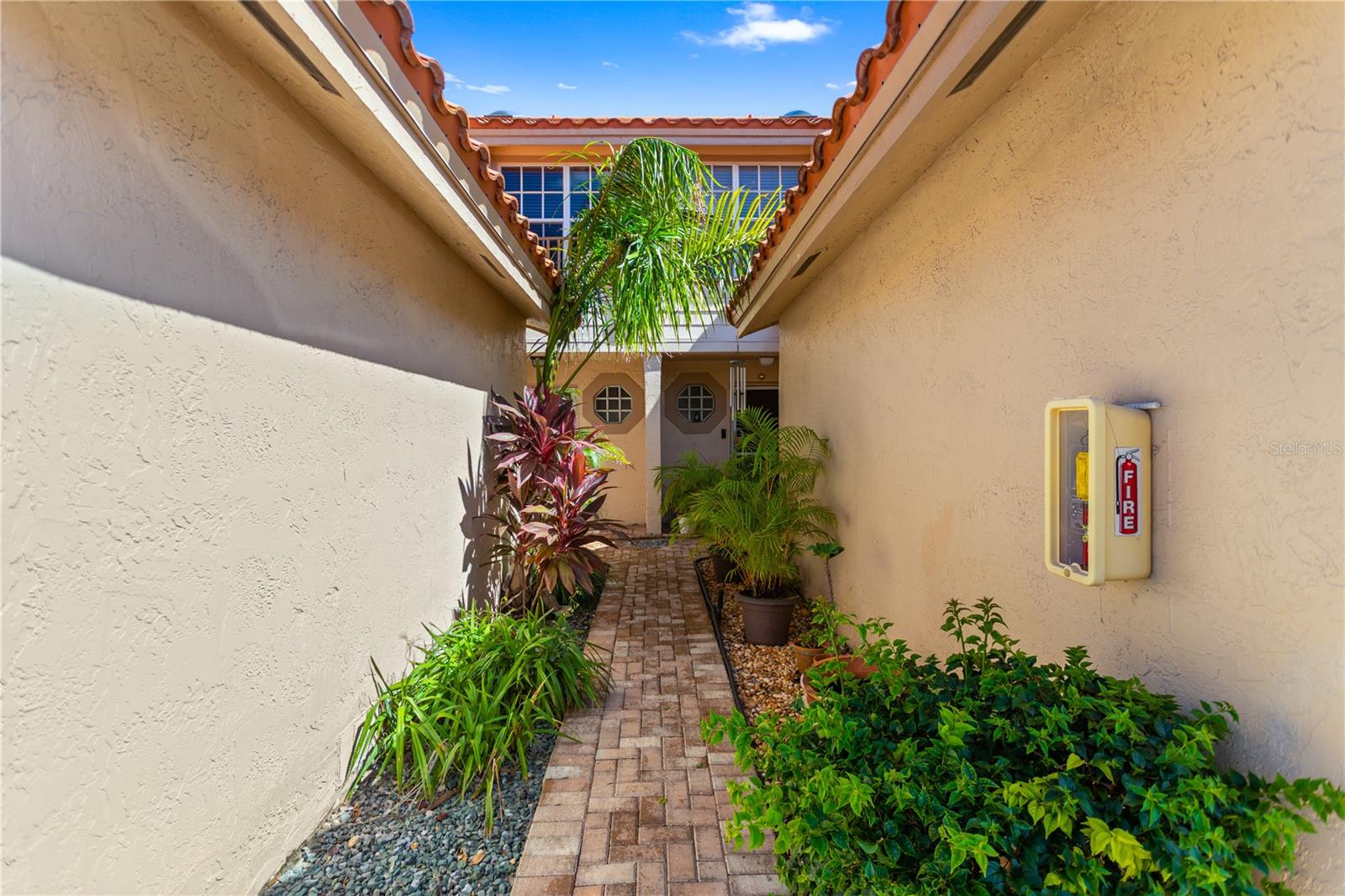 10803 CYPRESS GLEN DRIVE