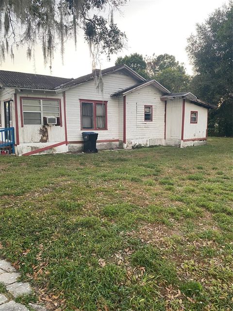 Photo of 1516 Regan Avenue, Orlando, FL 32807 (MLS # O6362644)